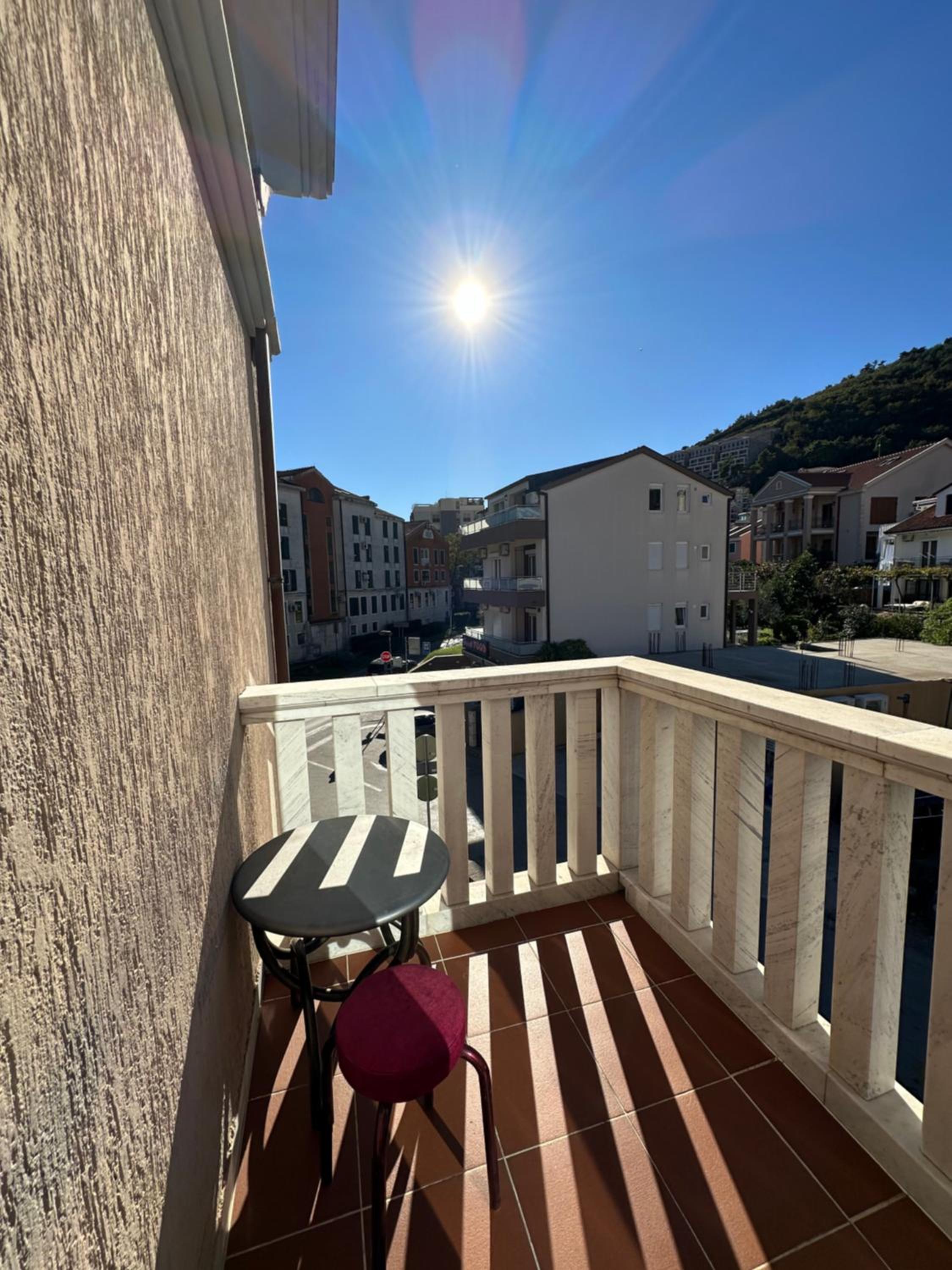 Twin Room with Balcony photo 3