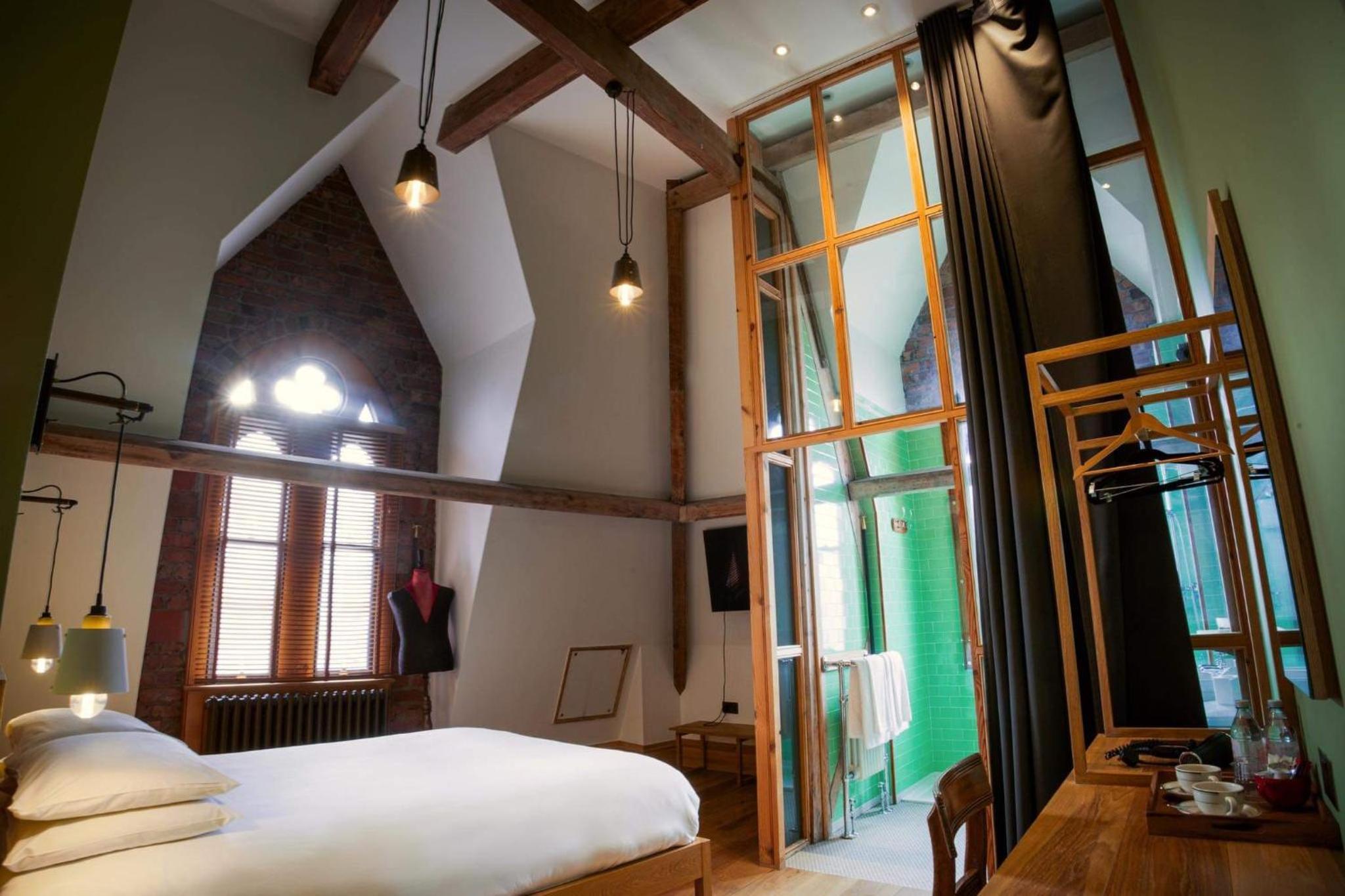 Superior King Room photo 2