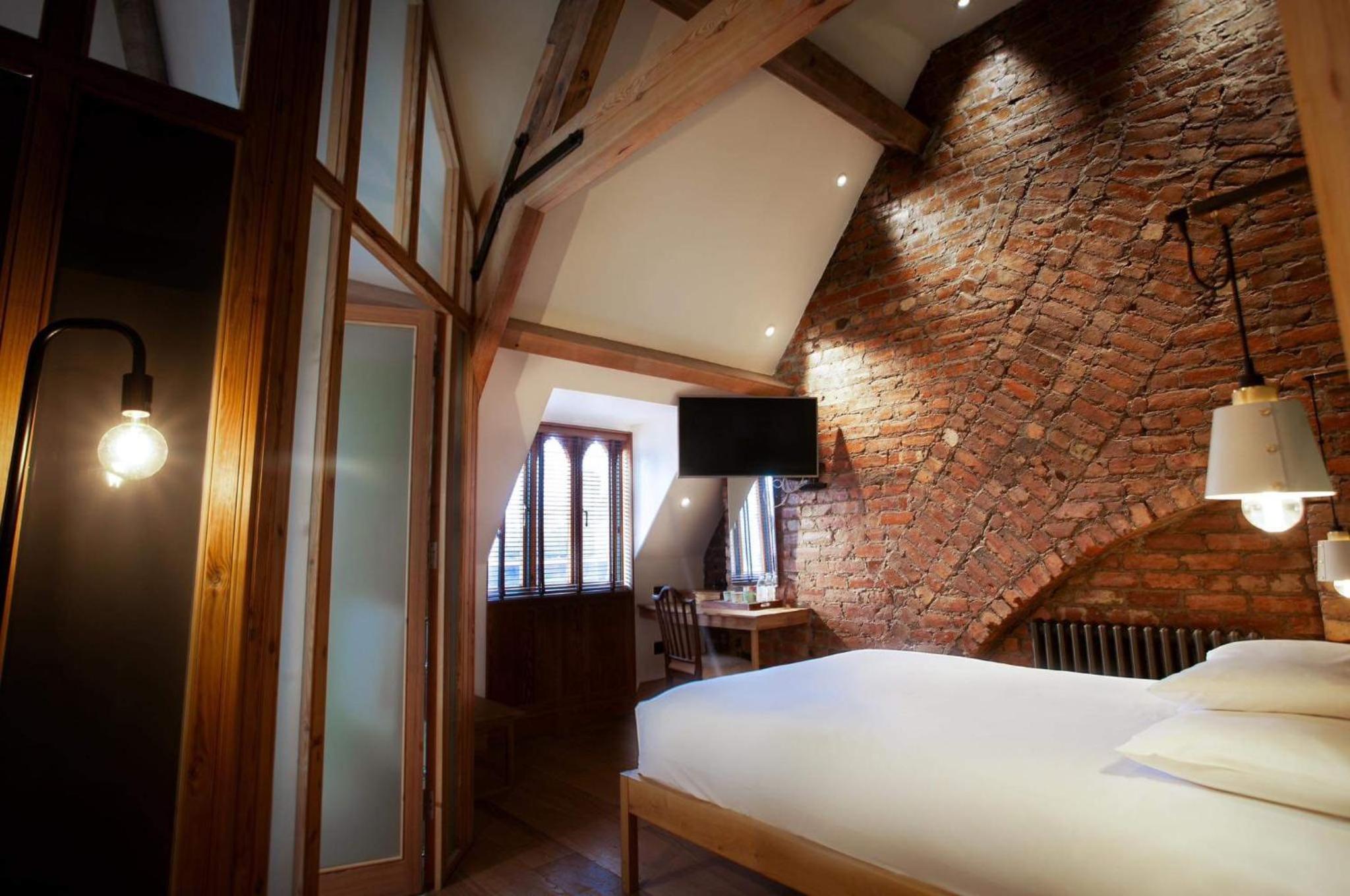 Superior King Room photo 3