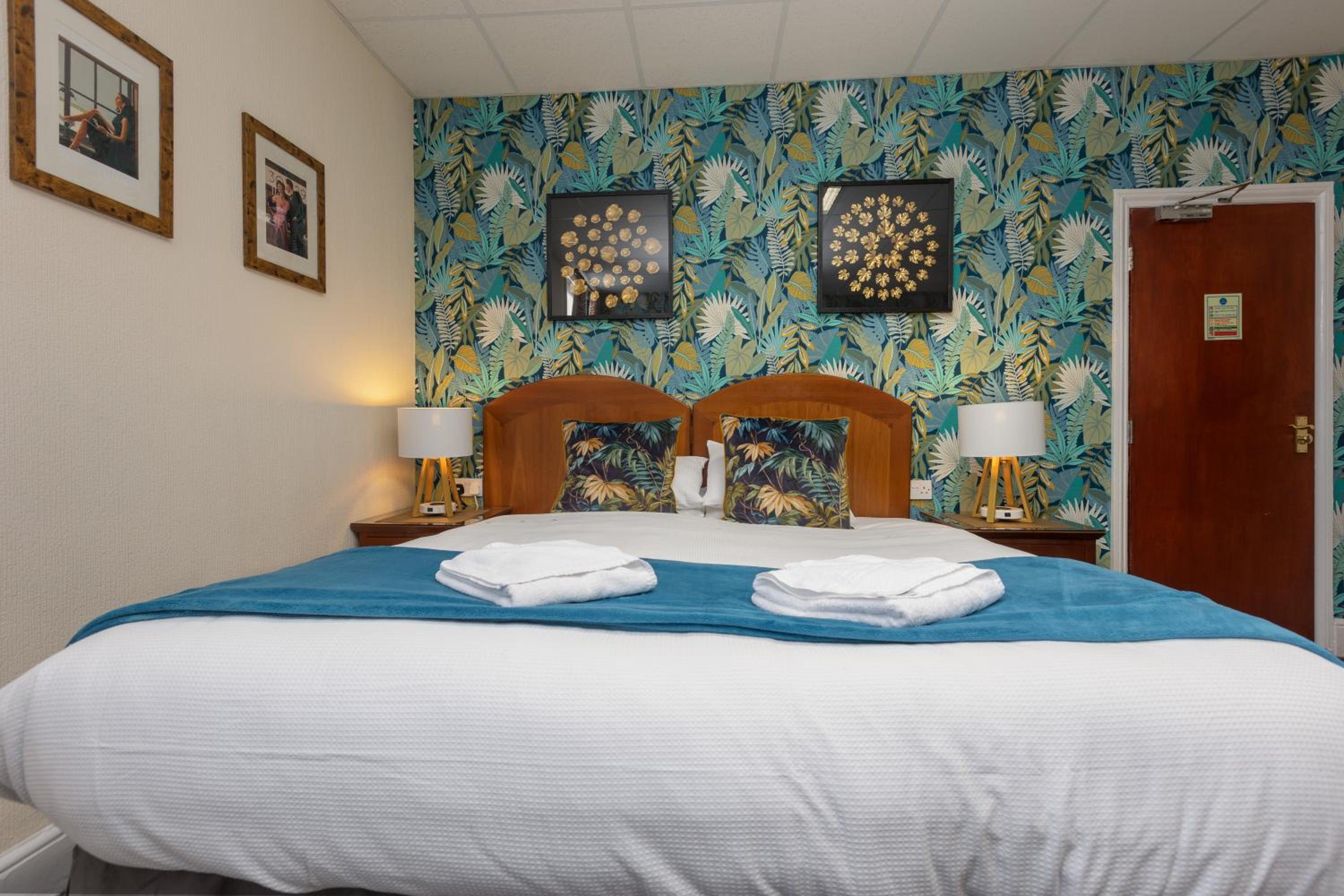 Superior King Room