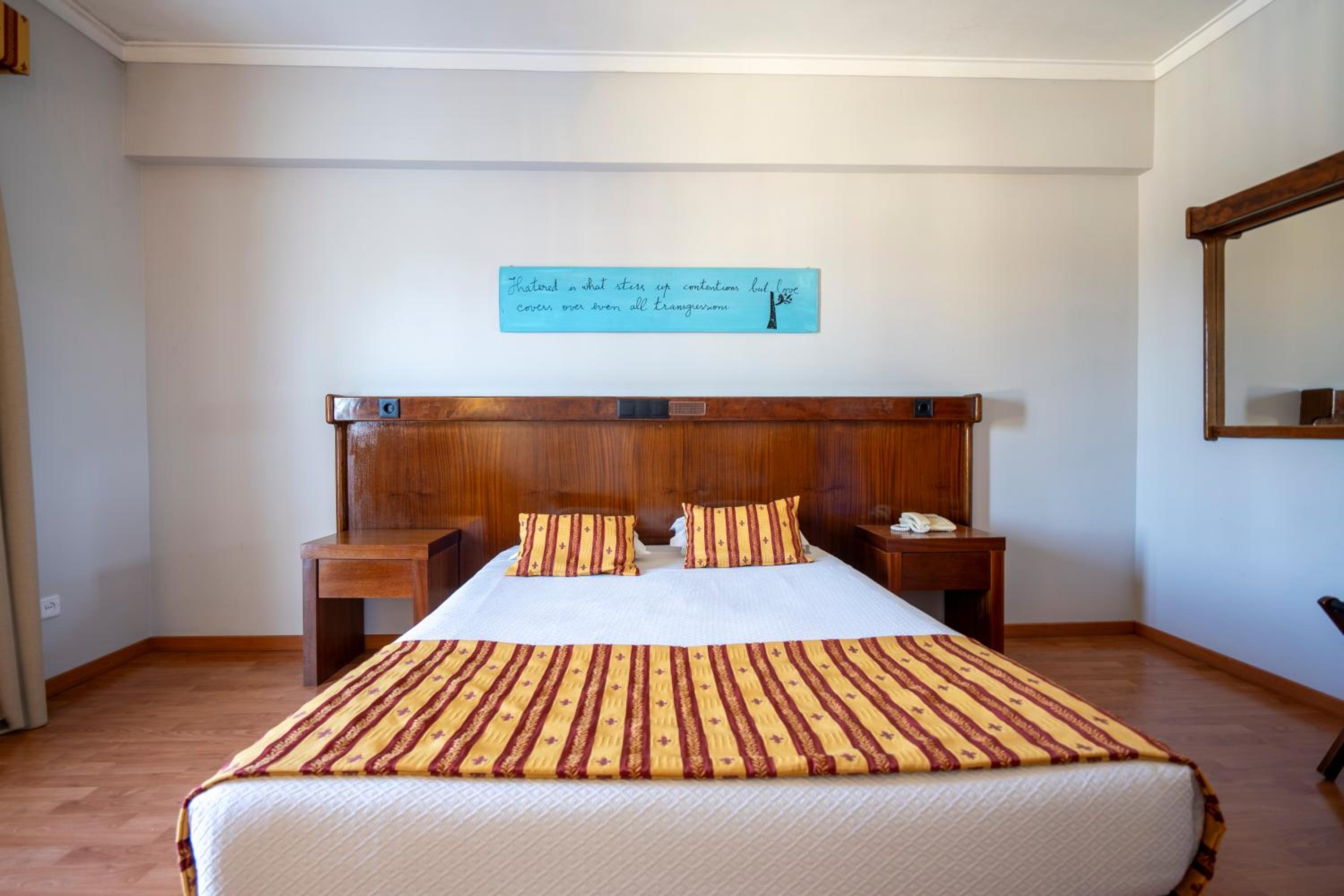 Double Room - Photo 12