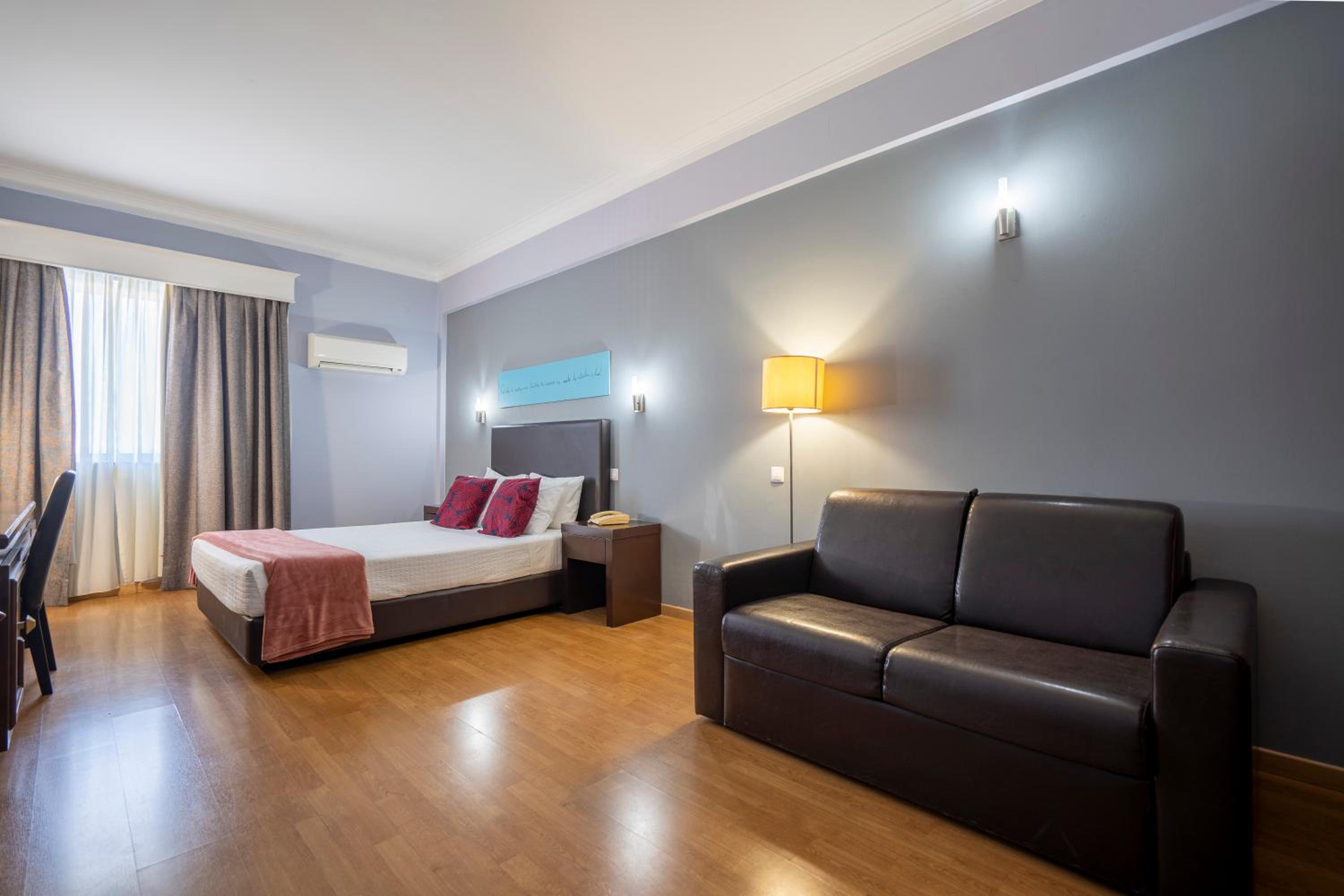 Triple Room - Photo 1
