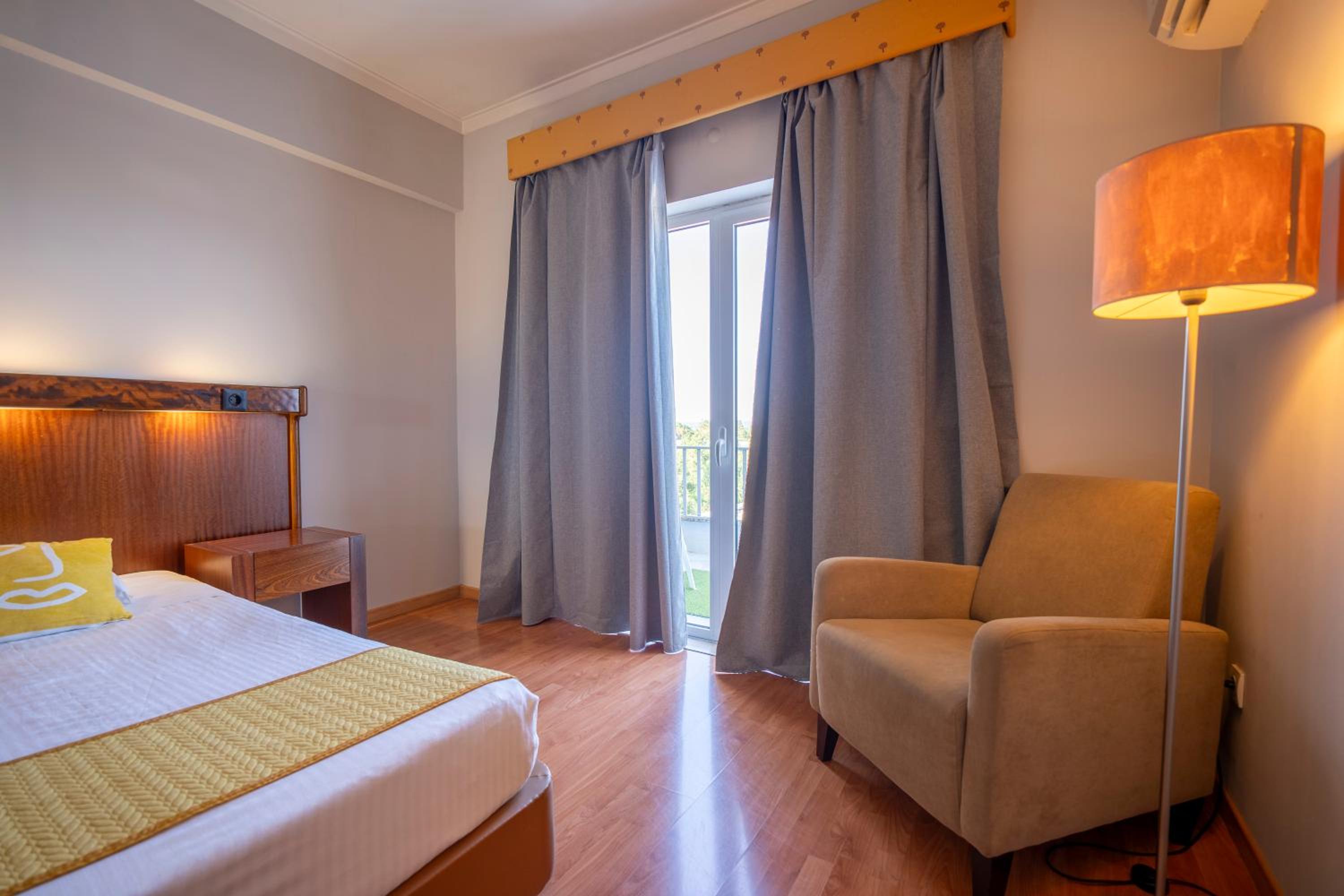 Double Room - Photo 9