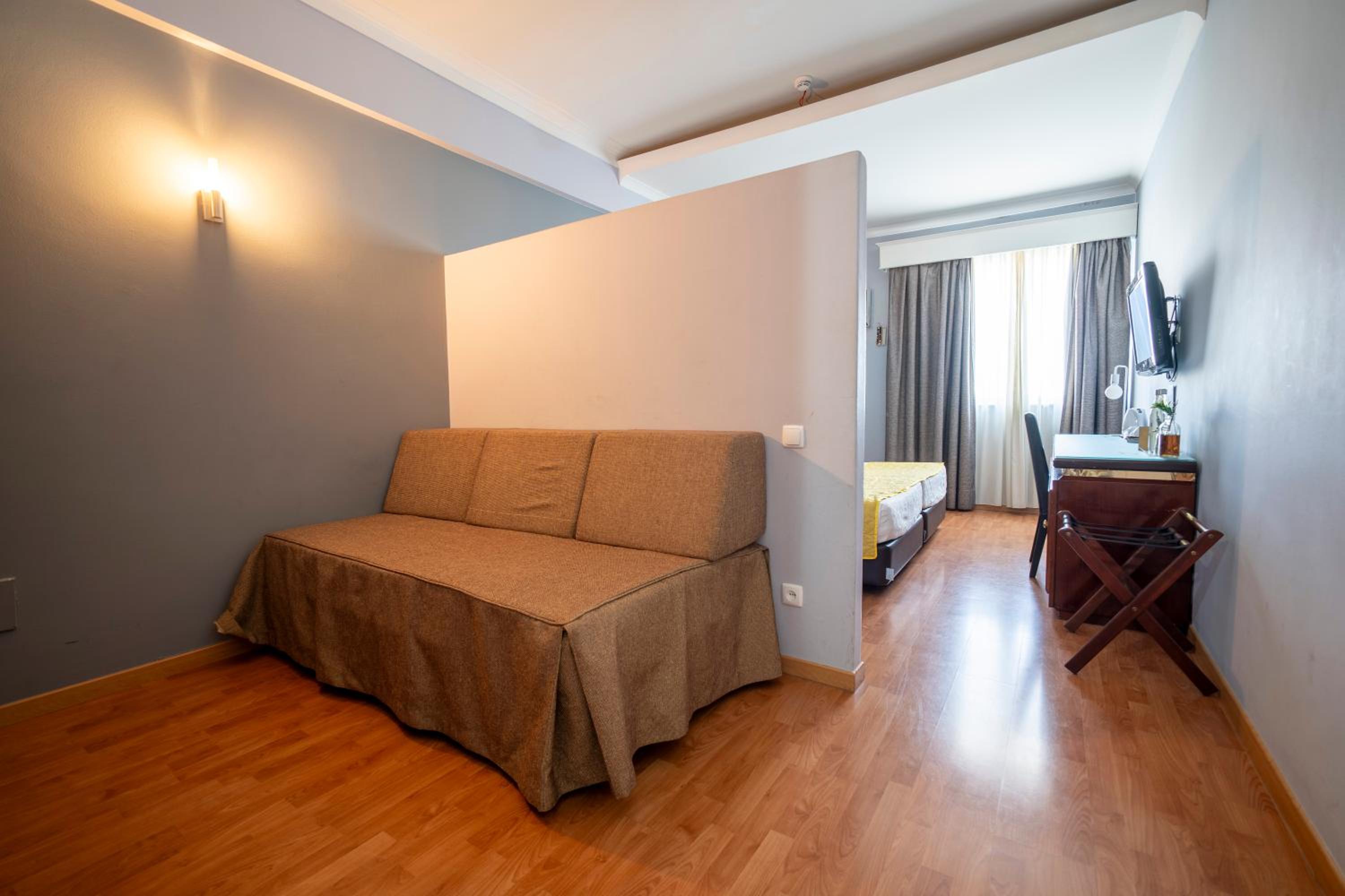 Triple Room - Photo 5