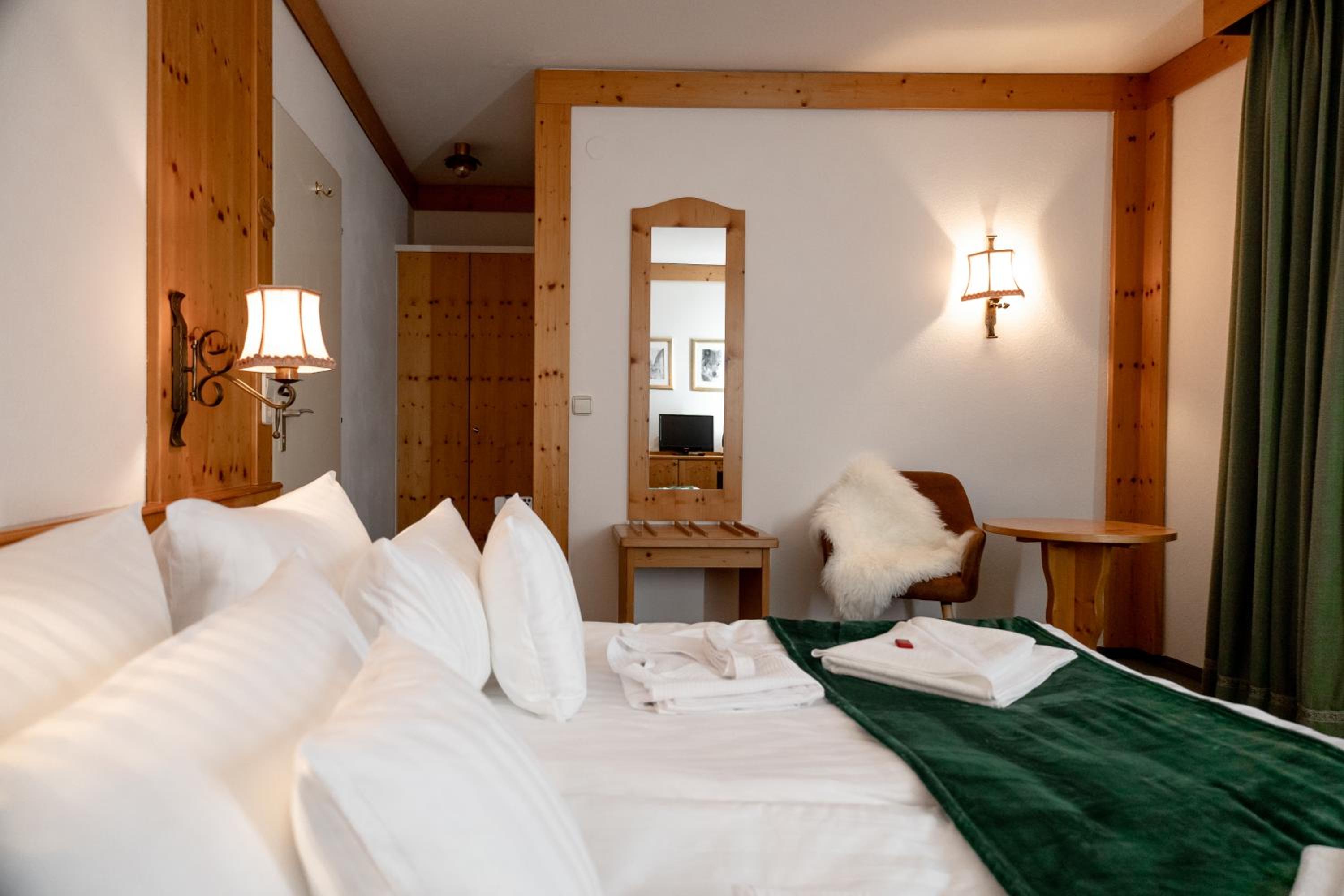 Double Room with Balcony photo 3
