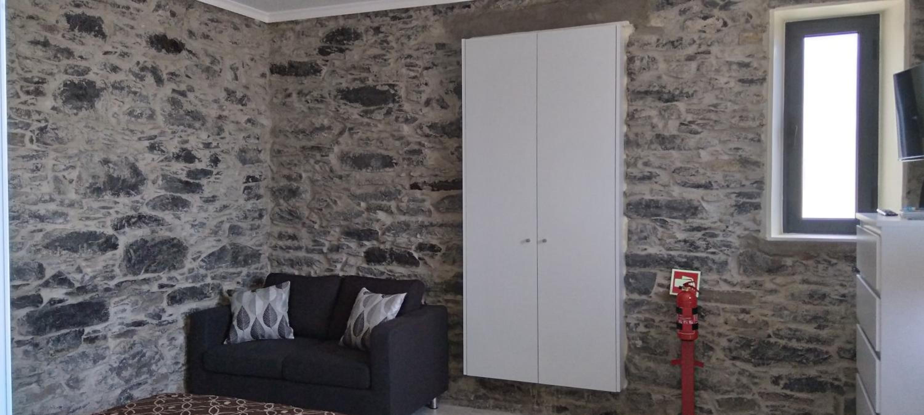 One-Bedroom House photo 1