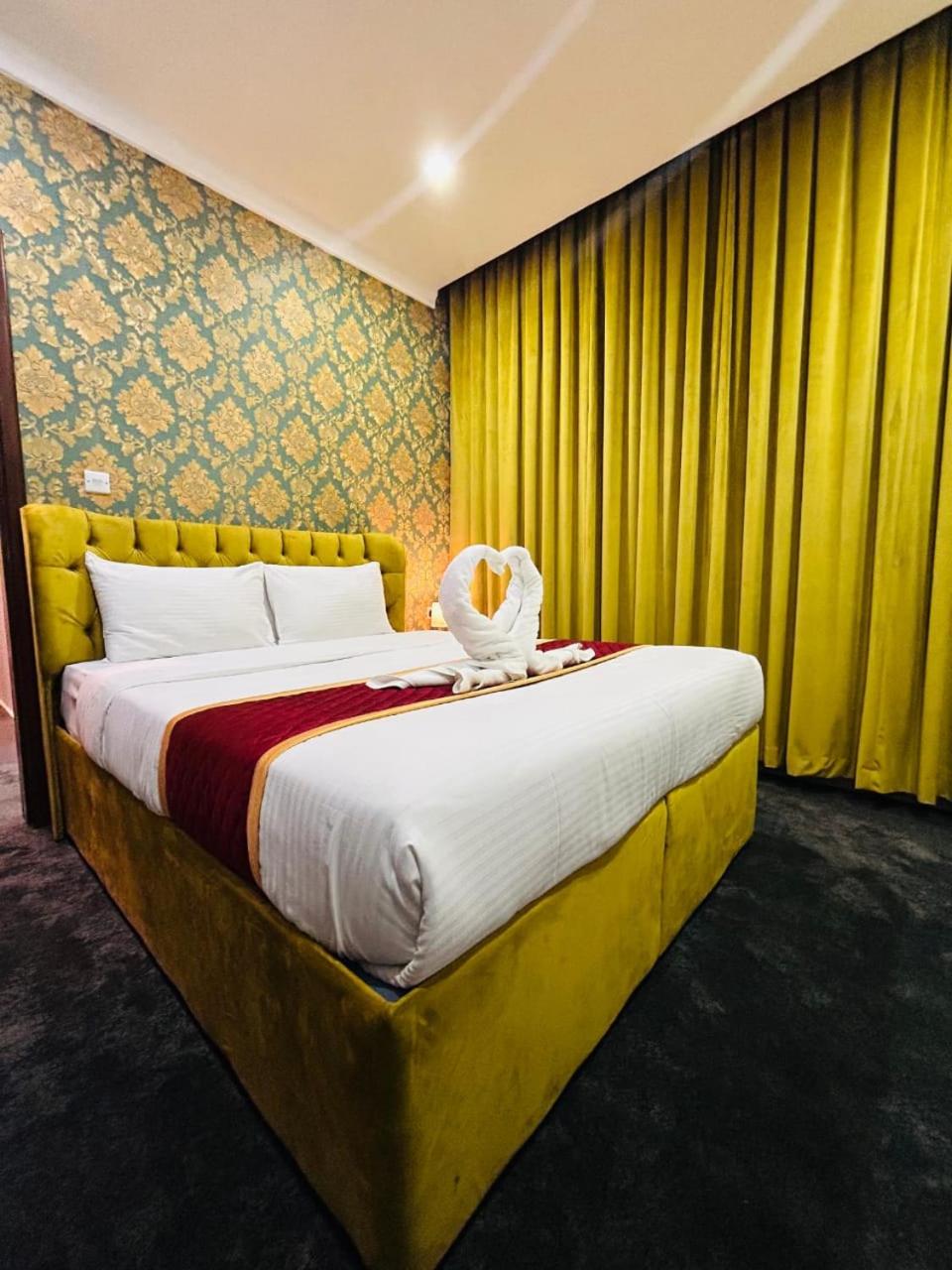 Standard Twin Room photo 2