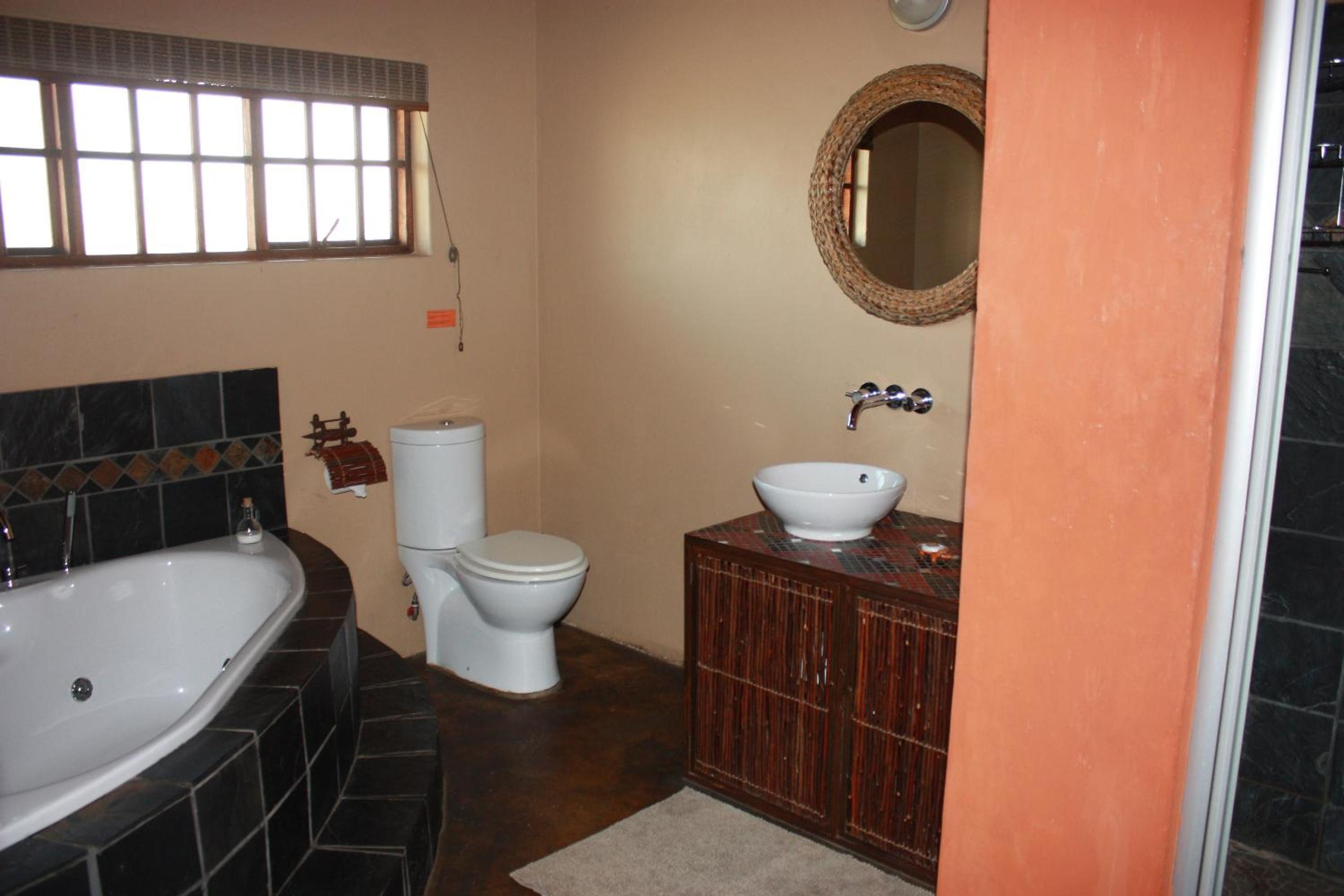 Deluxe Double Room with Pool View photo 2