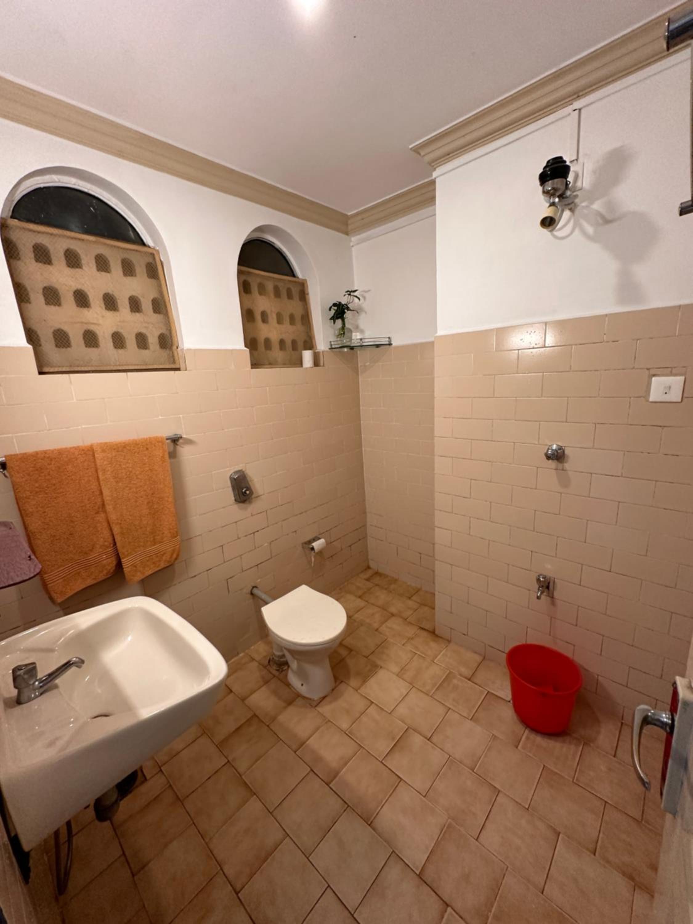 Standard Double Room - Photo 10