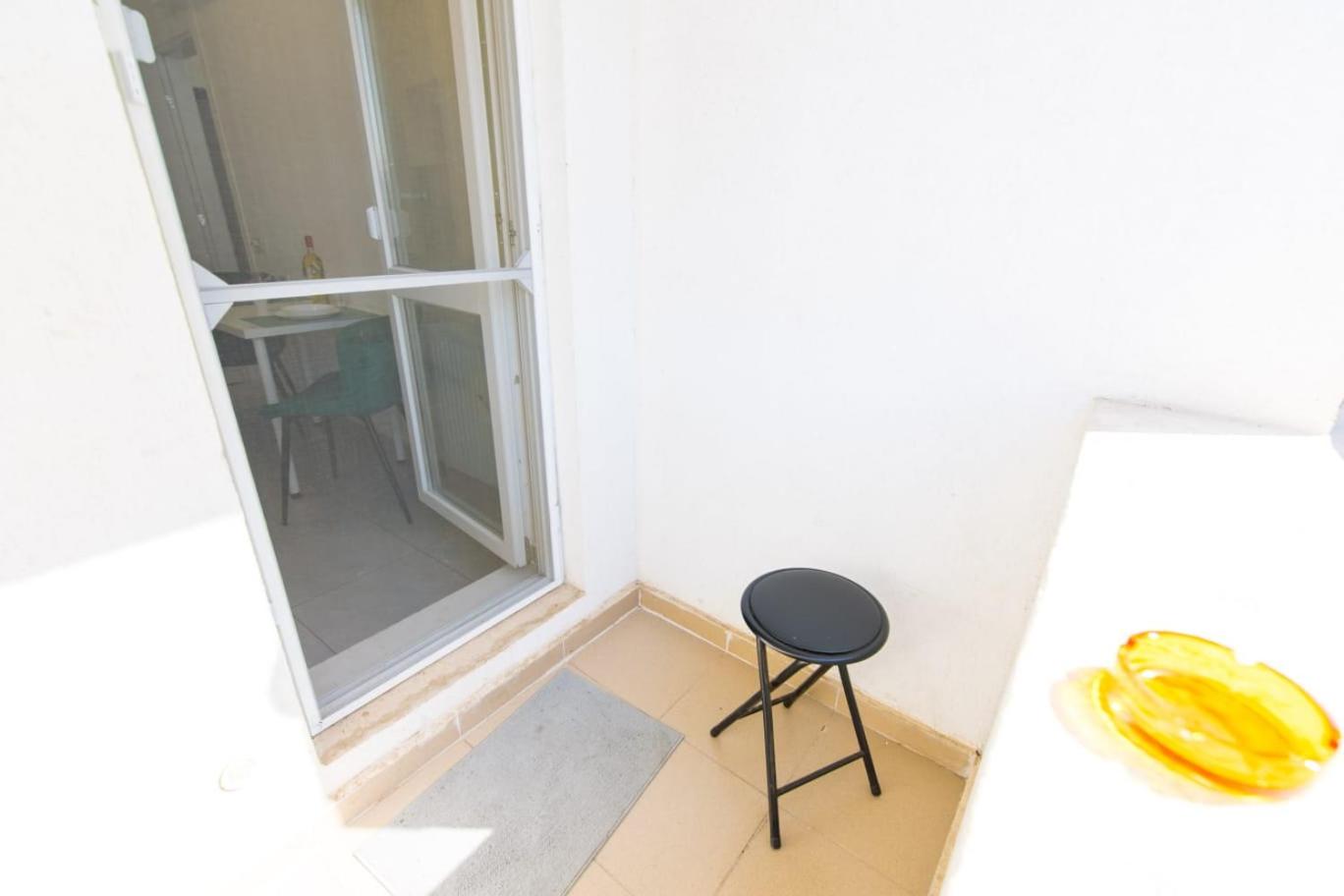 One-Bedroom Apartment photo 3