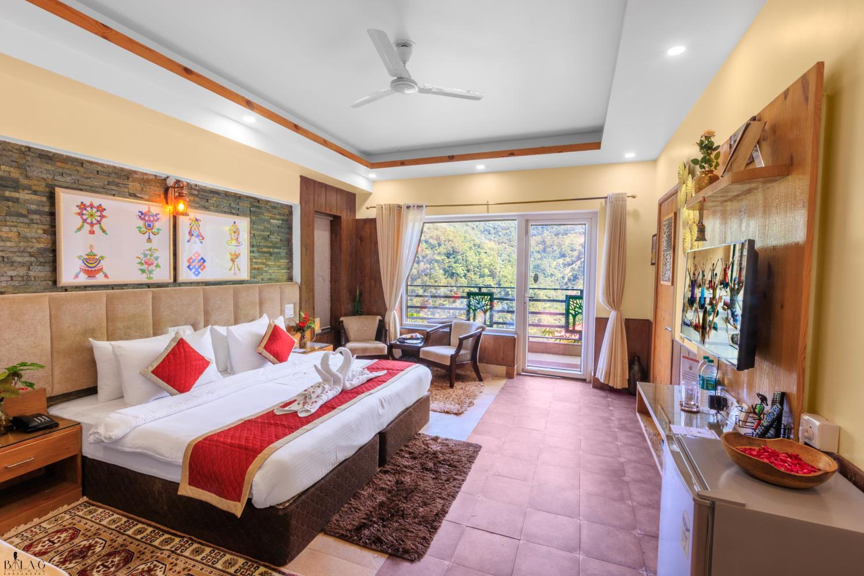 Superior Room with Mountain View