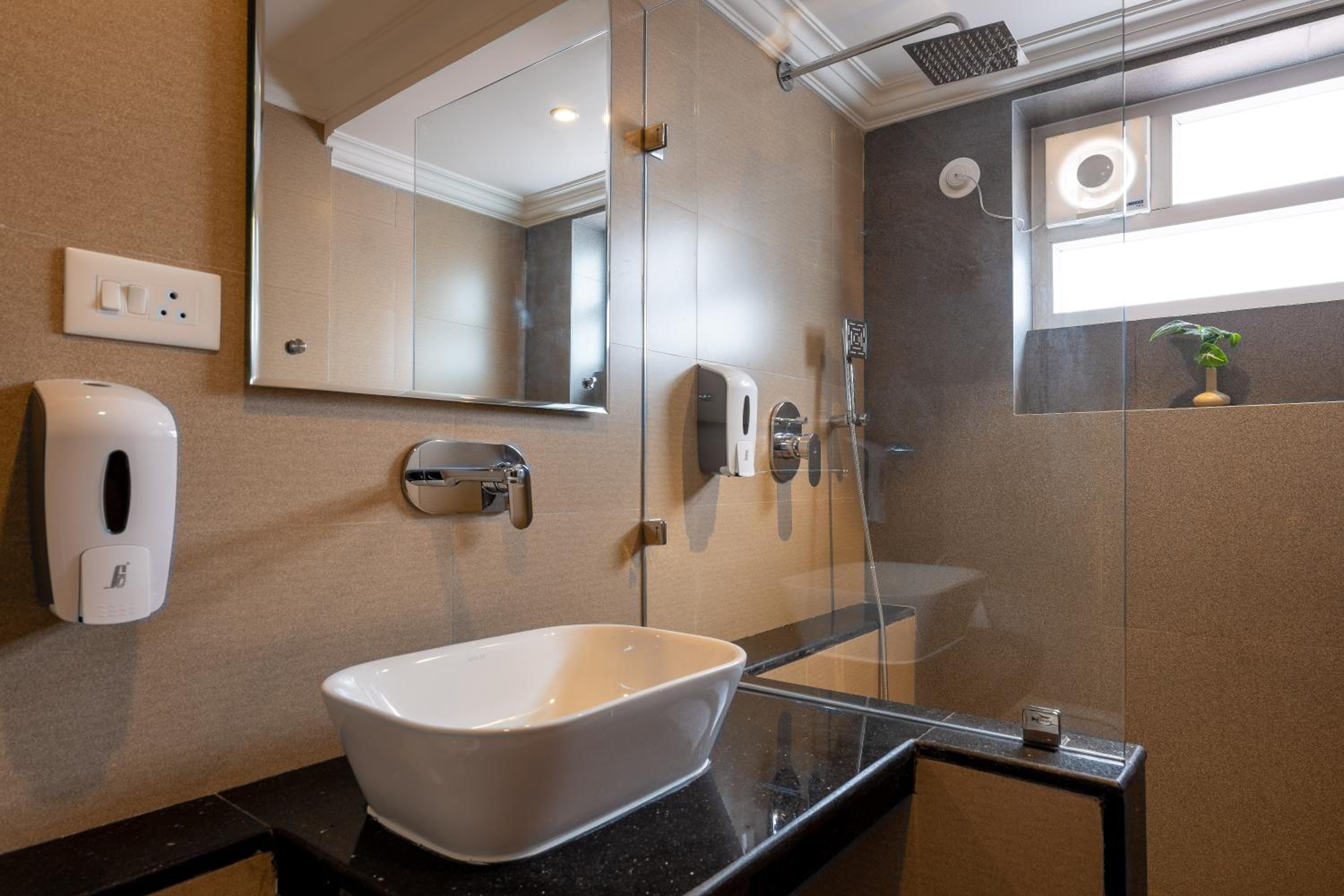 Superior Double Room - Photo 2