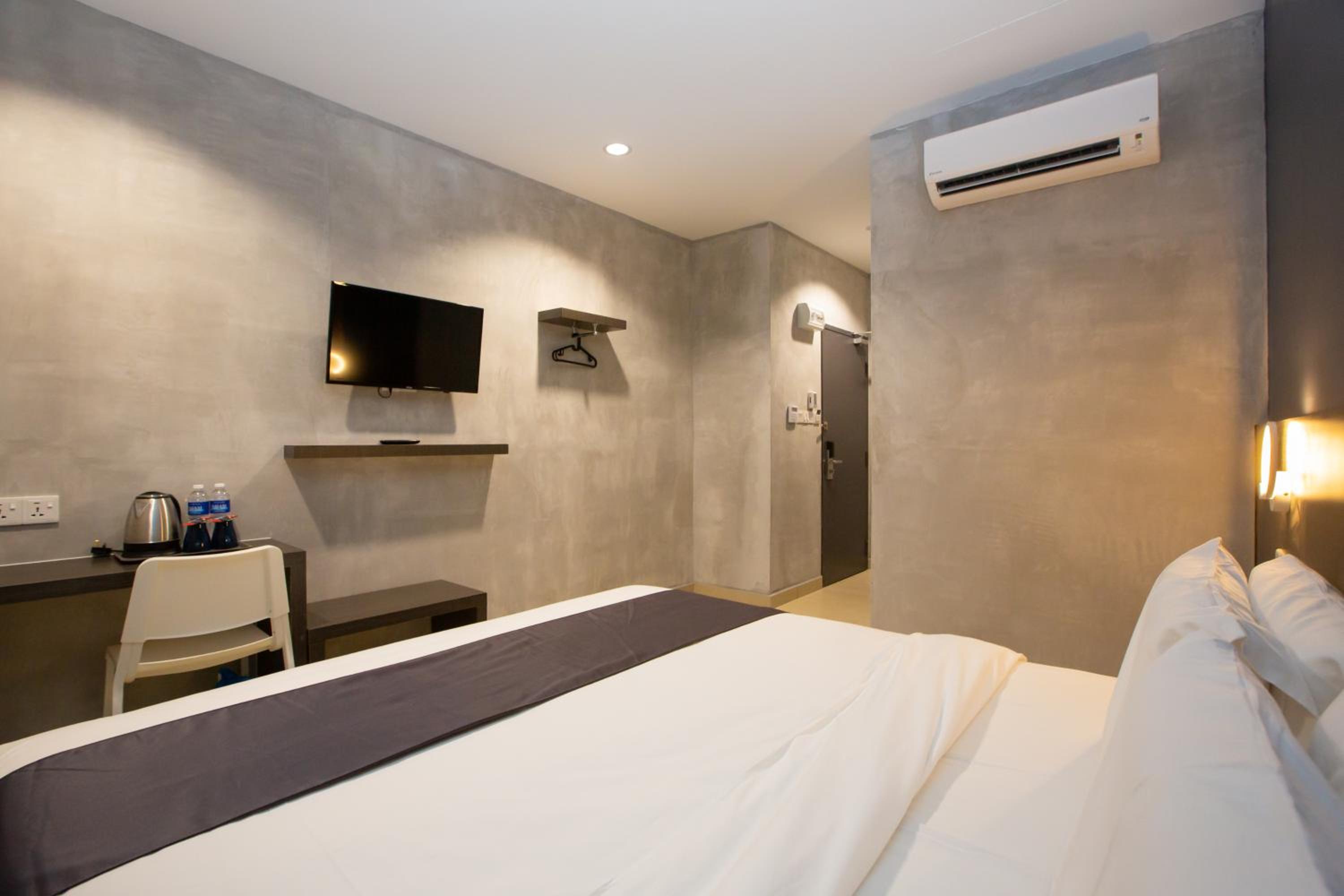 Superior King Room - Photo 2