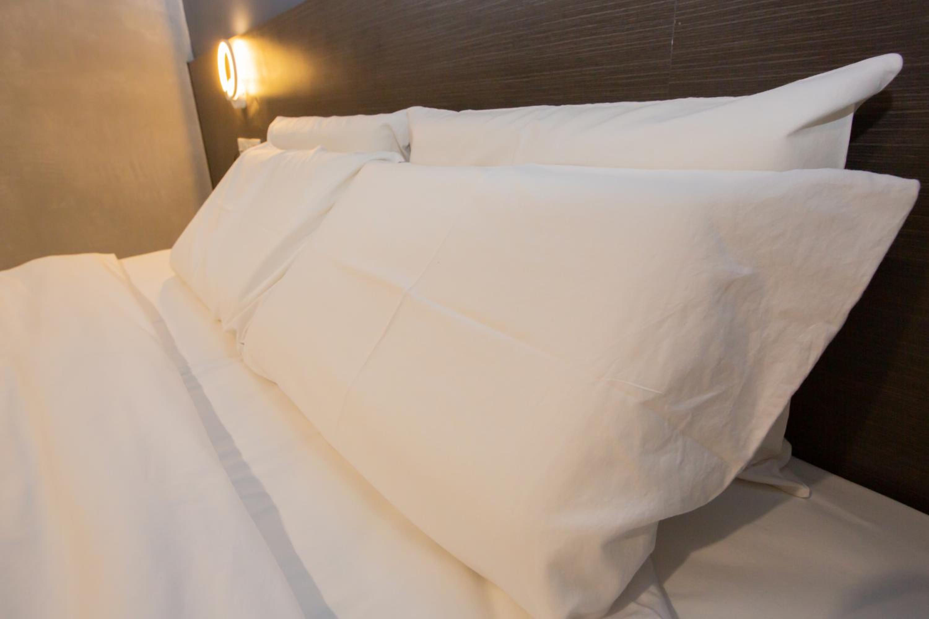 Superior King Room - Photo 5