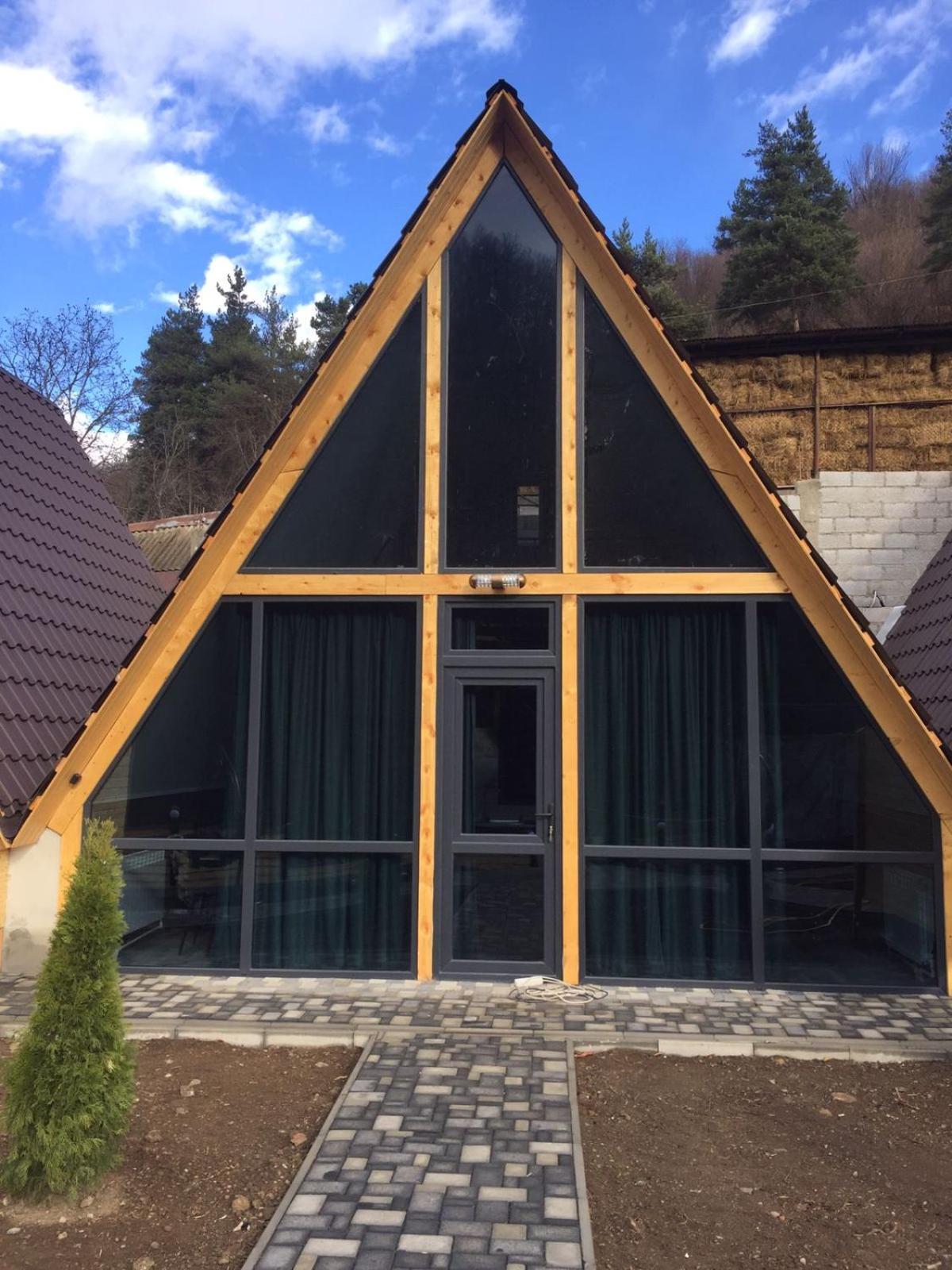 双卧室小屋