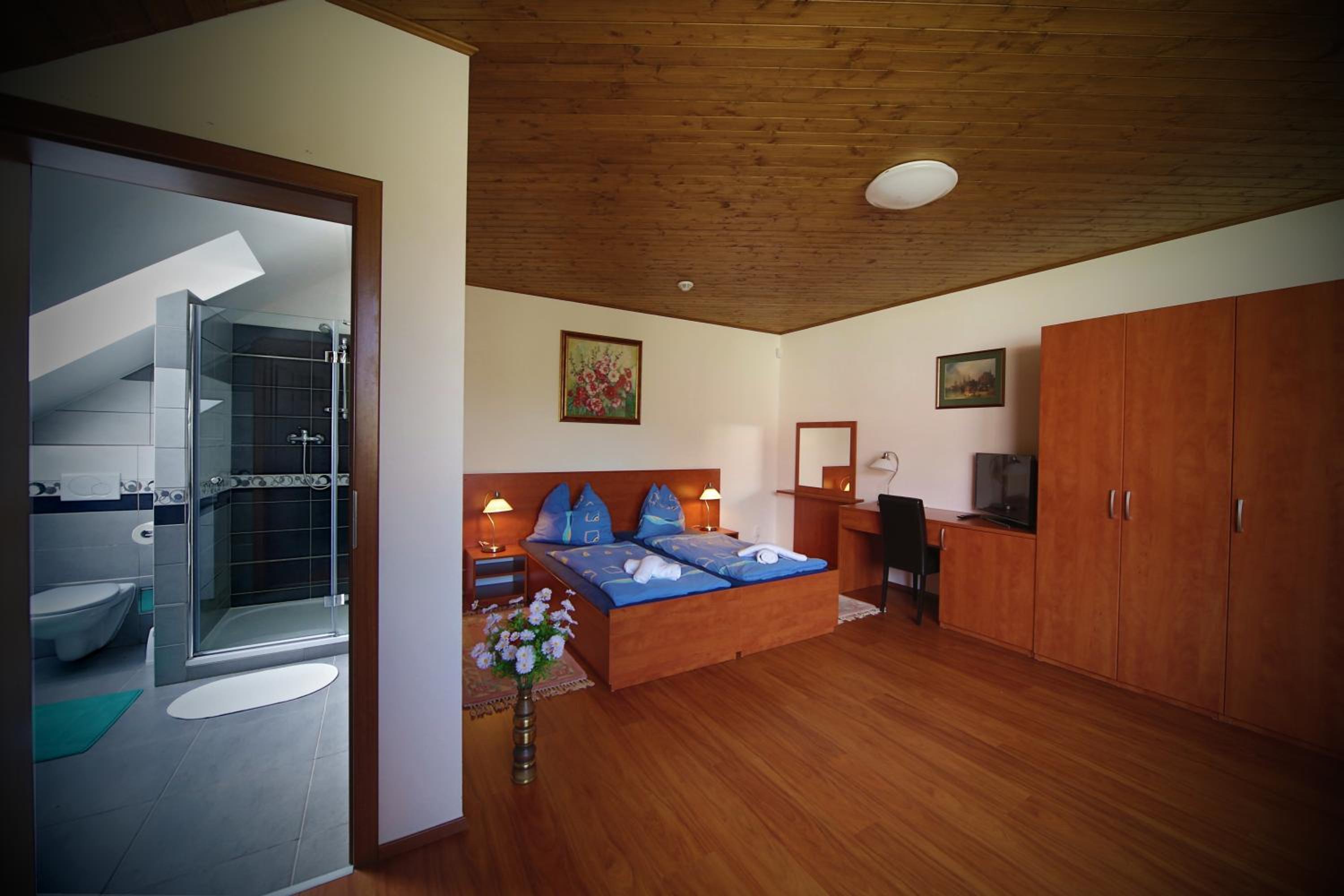 Double Room with Private Bathroom