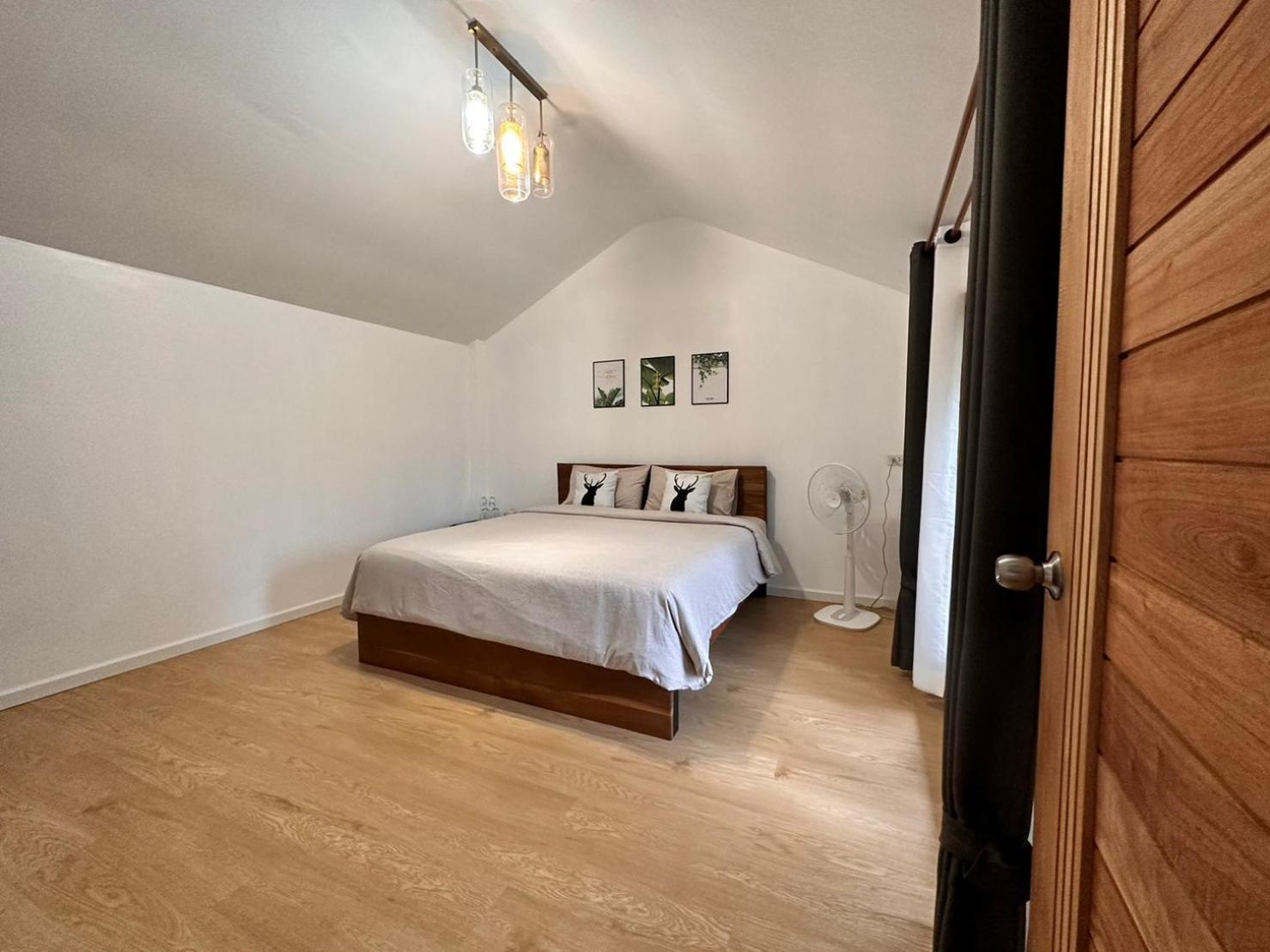 Superior King Room - Photo 1