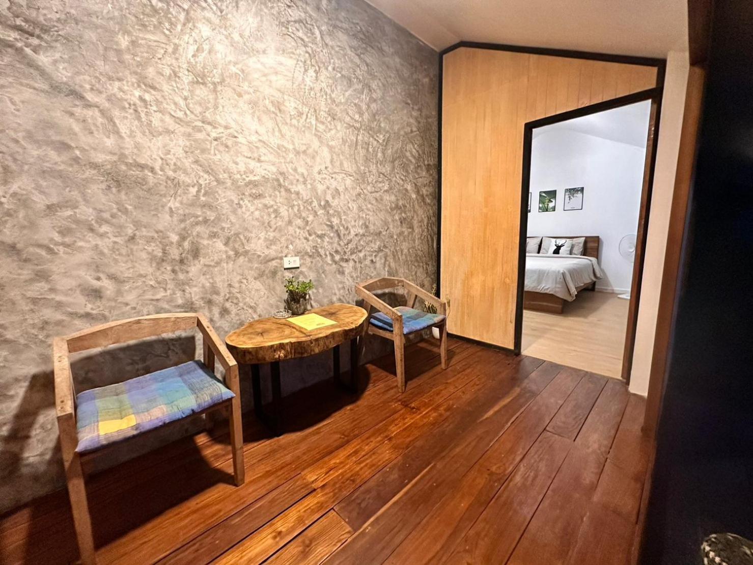Superior King Room - Photo 7
