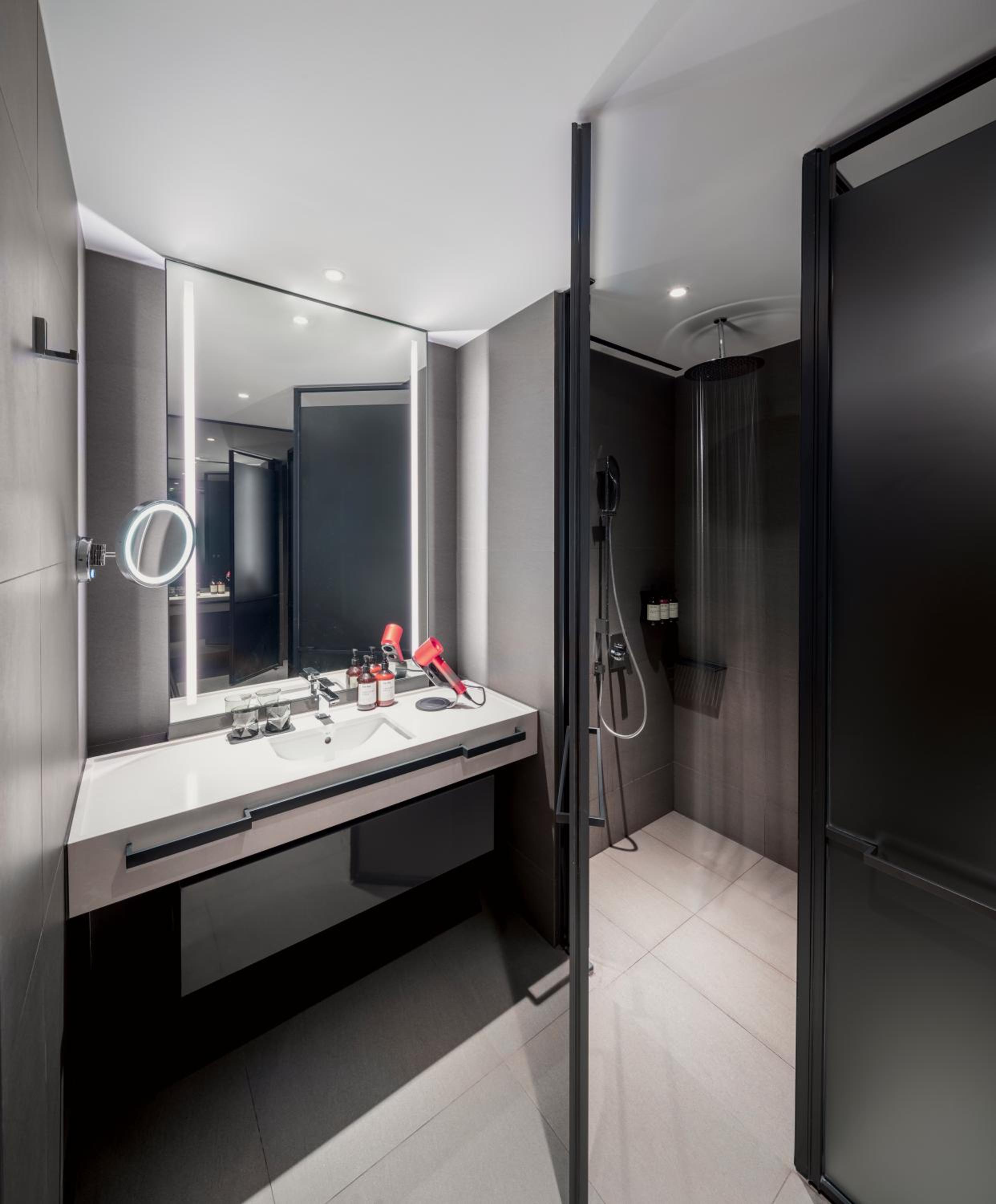 One-Bedroom Executive, Lounge Access One-Bedroom Executive, Lounge Access
