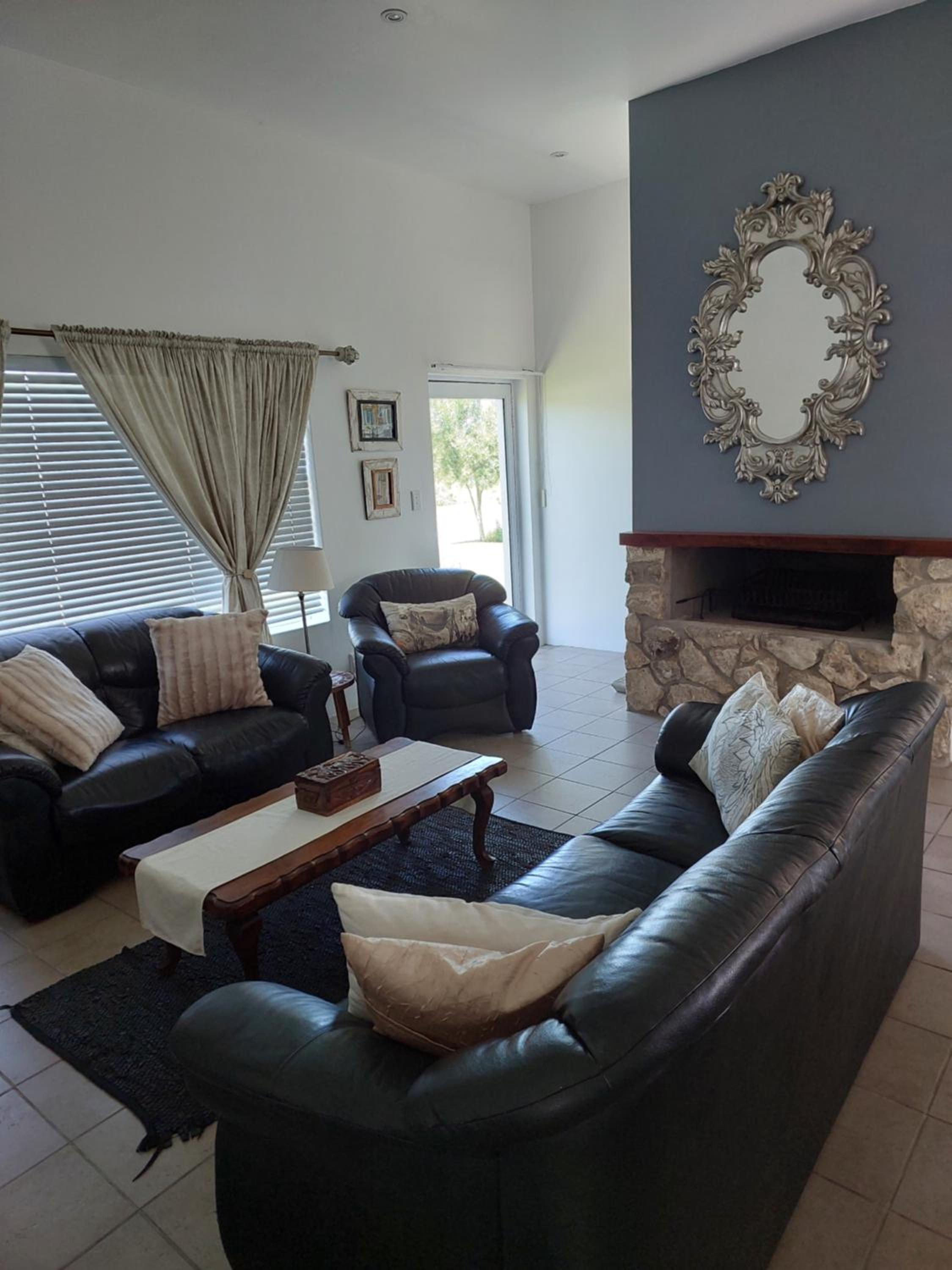 Two-Bedroom Apartment - Photo 16