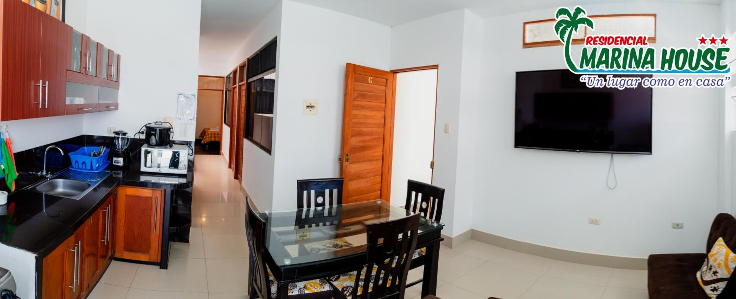 Three-Bedroom Apartment photo 2