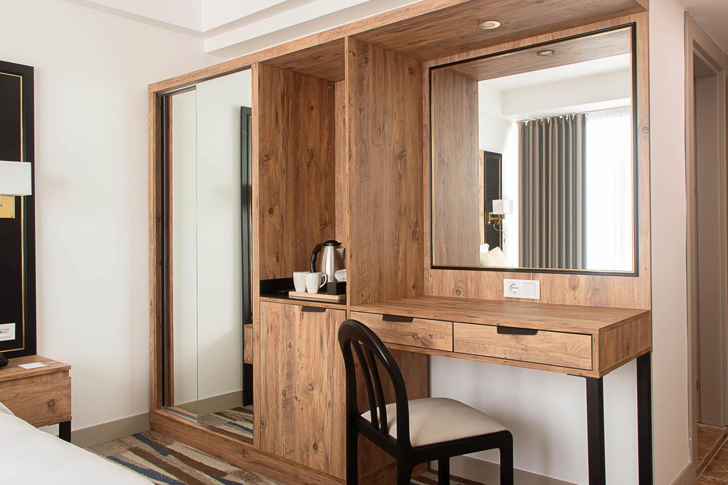 Standard Double Room - Photo 6