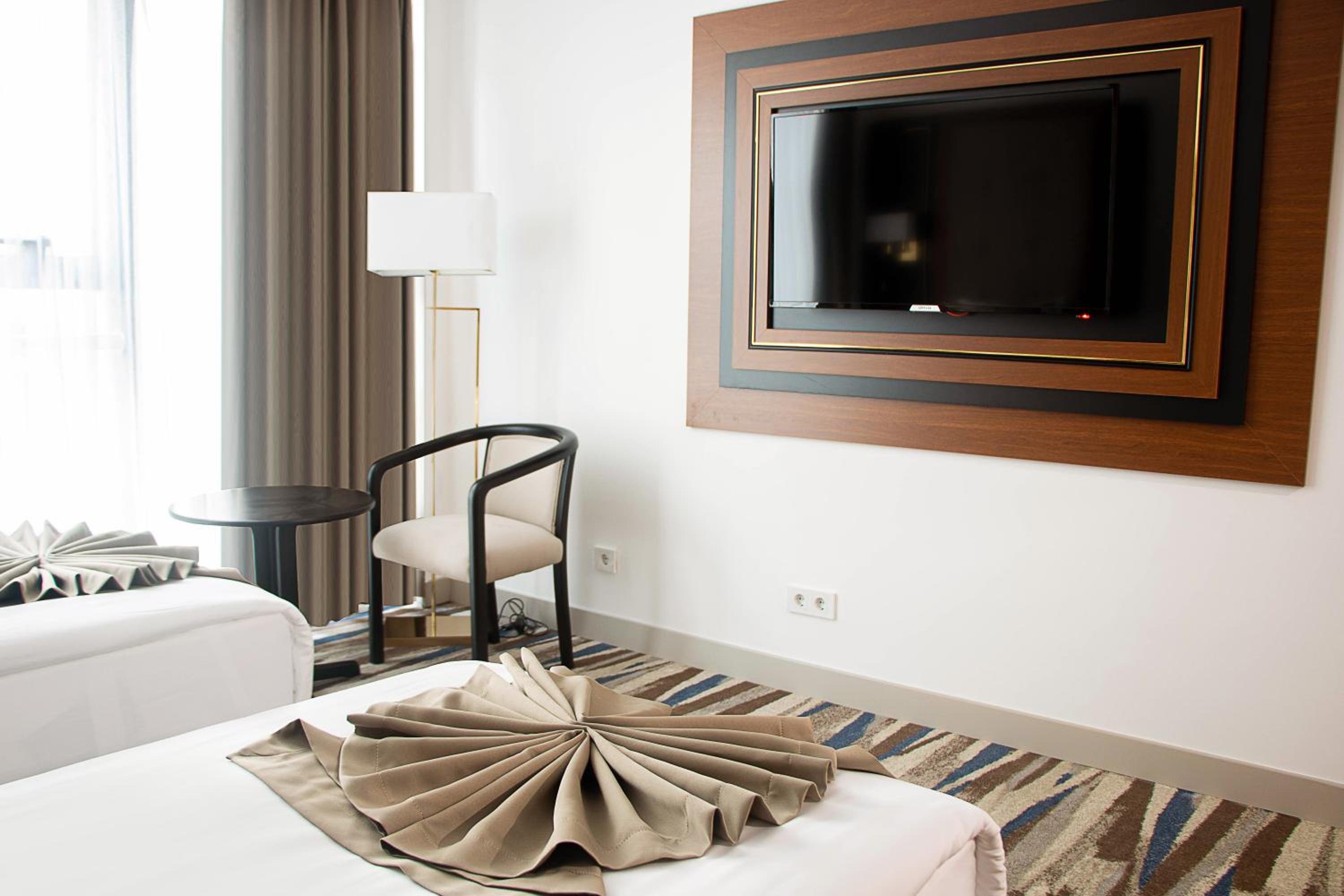 Twin Room - Photo 4