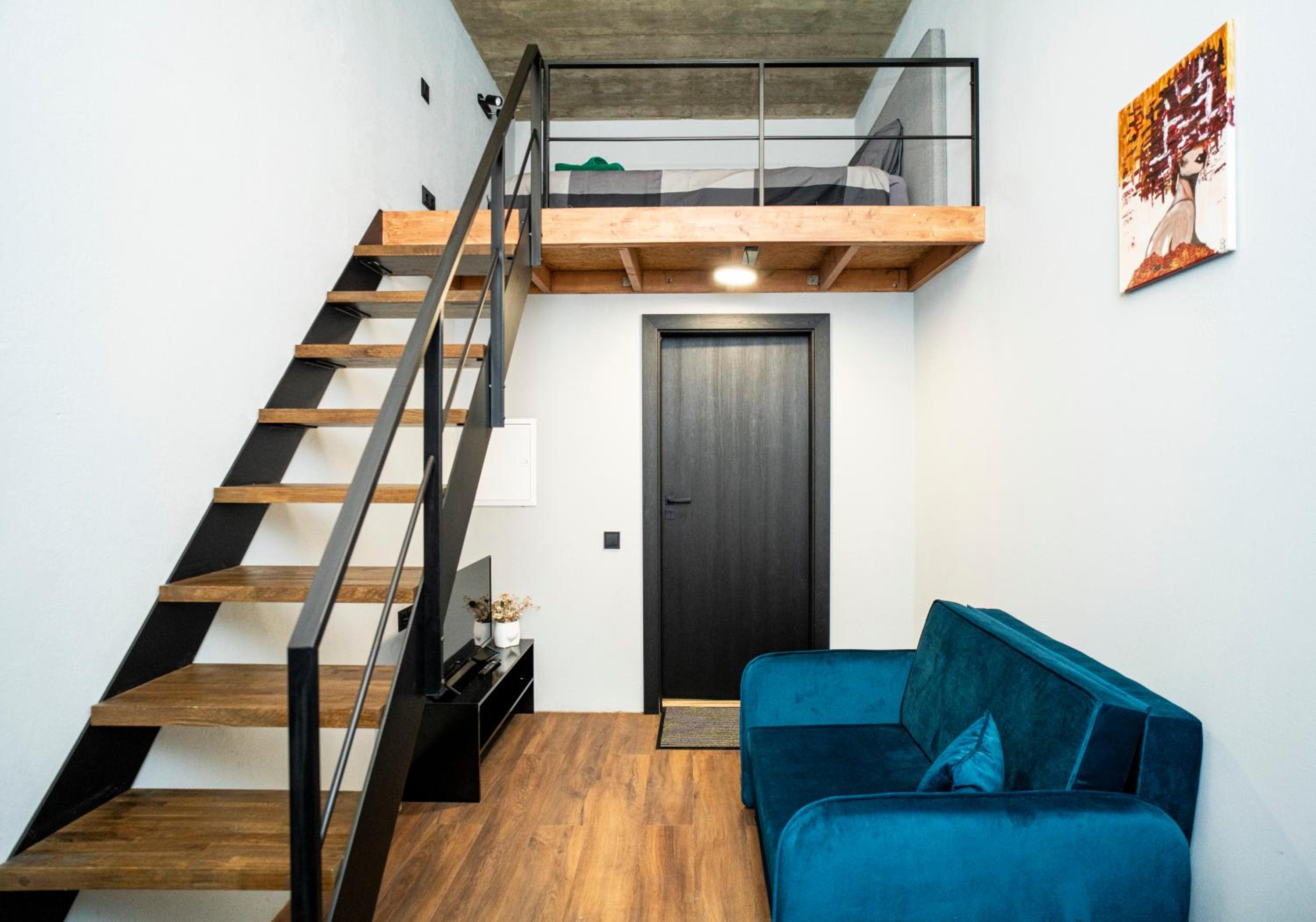 Loft photo 2