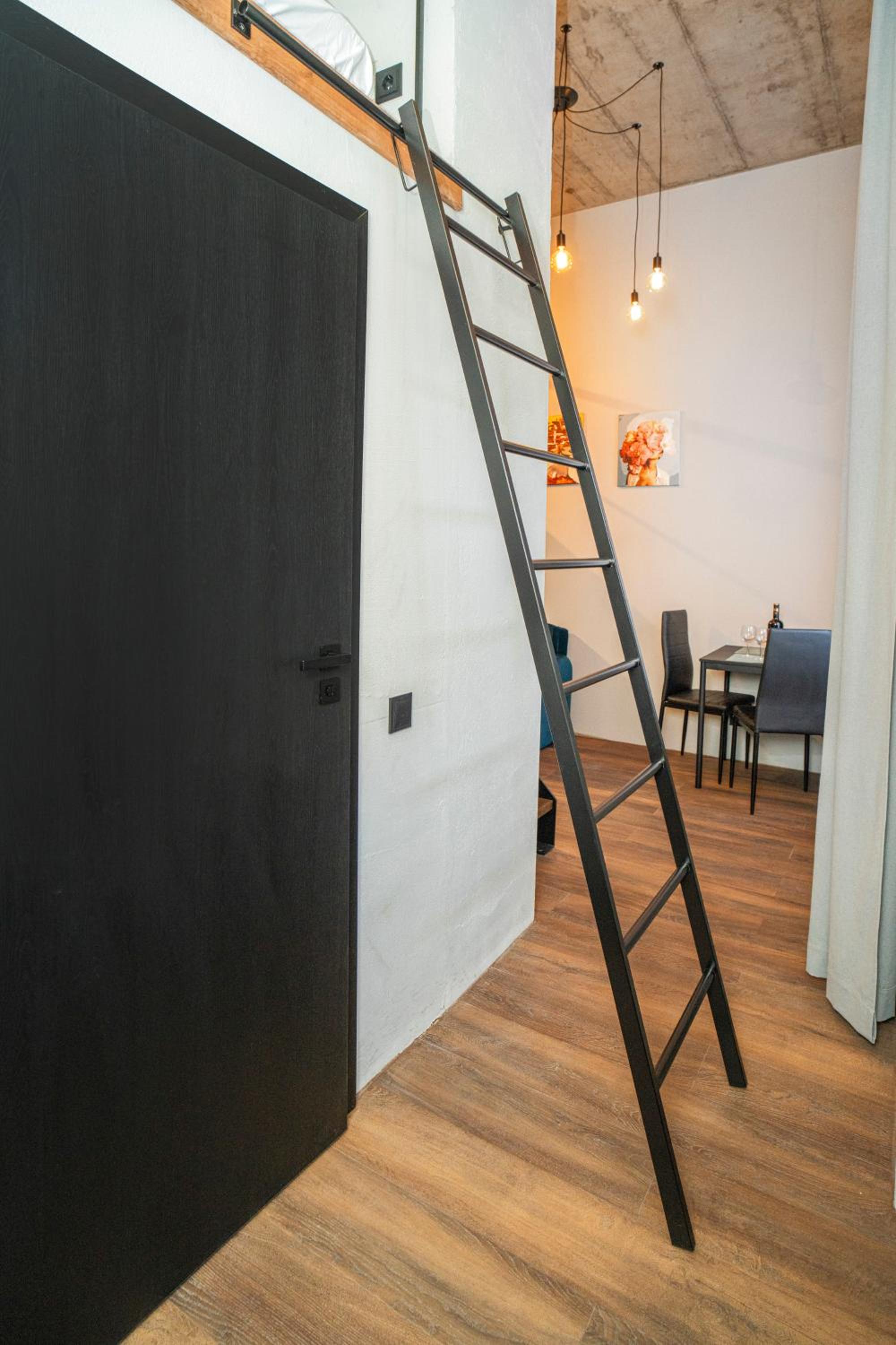 Loft photo 3