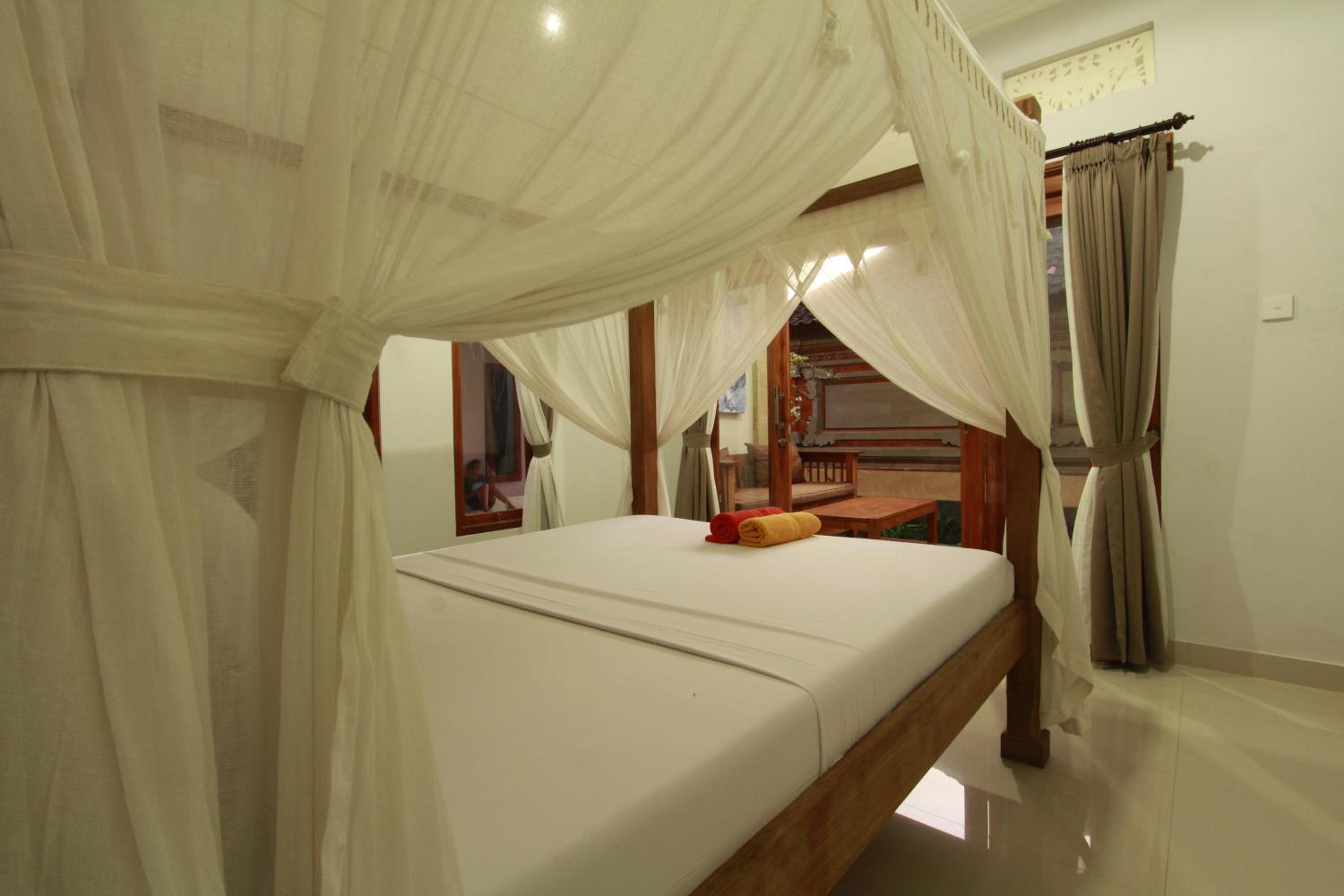 Deluxe Double Room - Photo 39