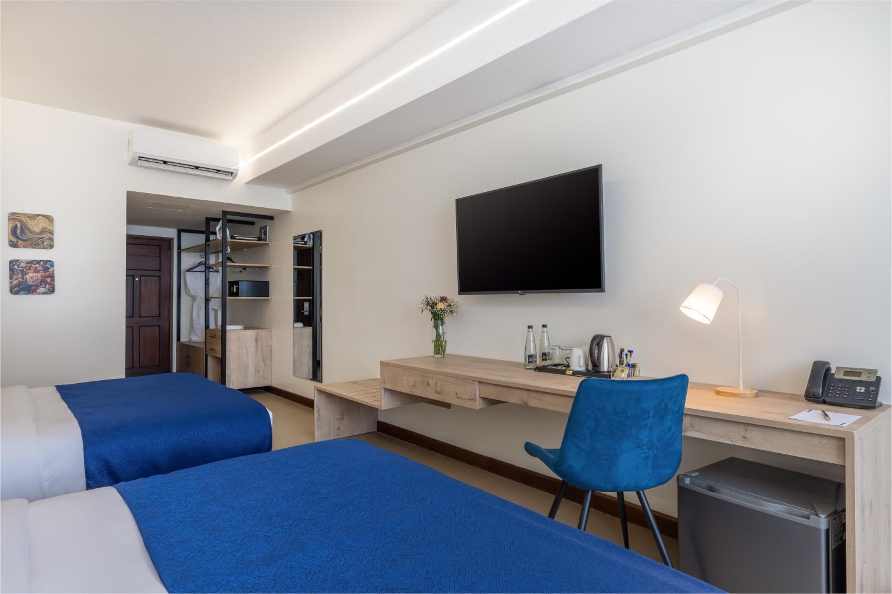 Superior Double Room - Photo 2