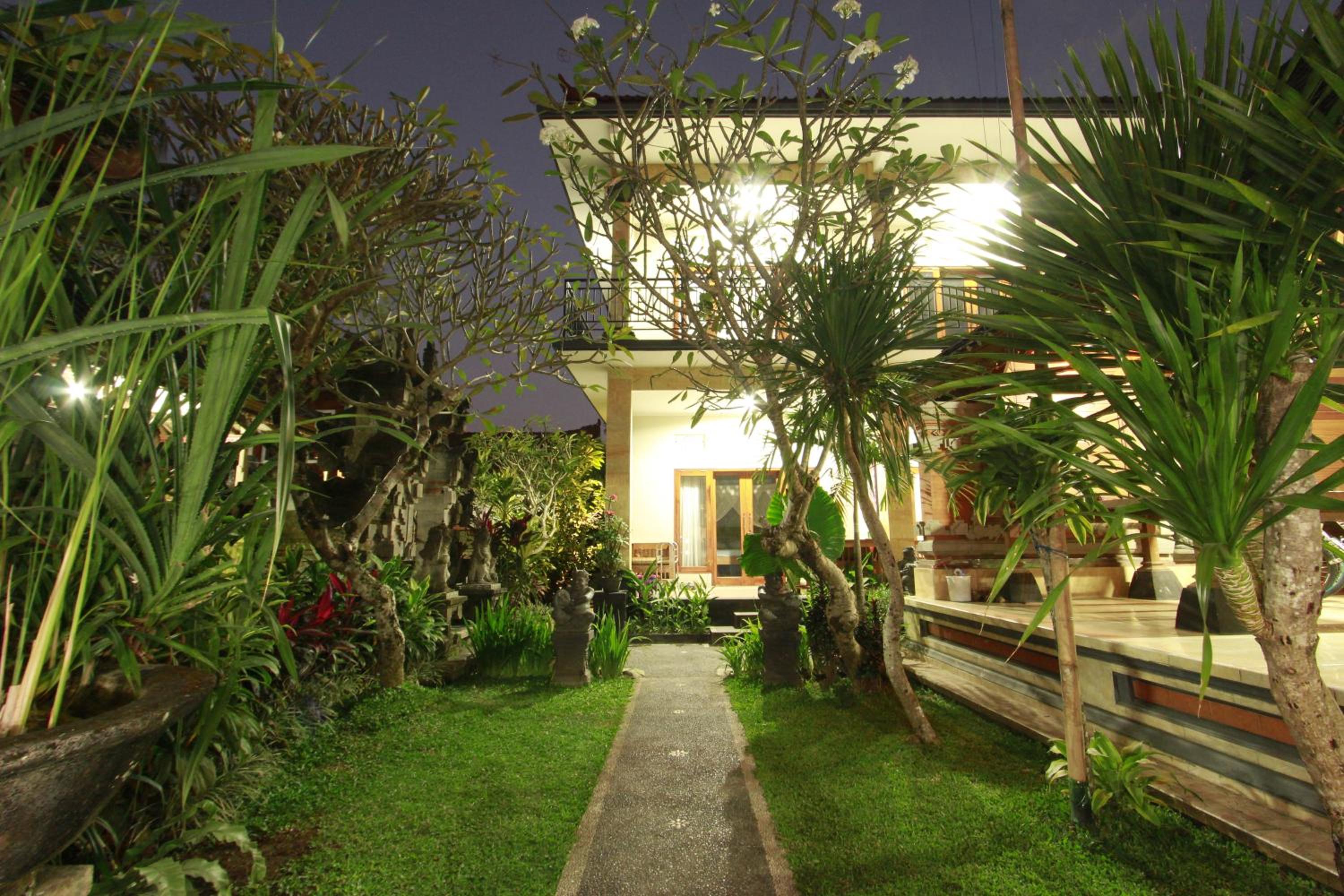 Deluxe Double Room - Photo 12