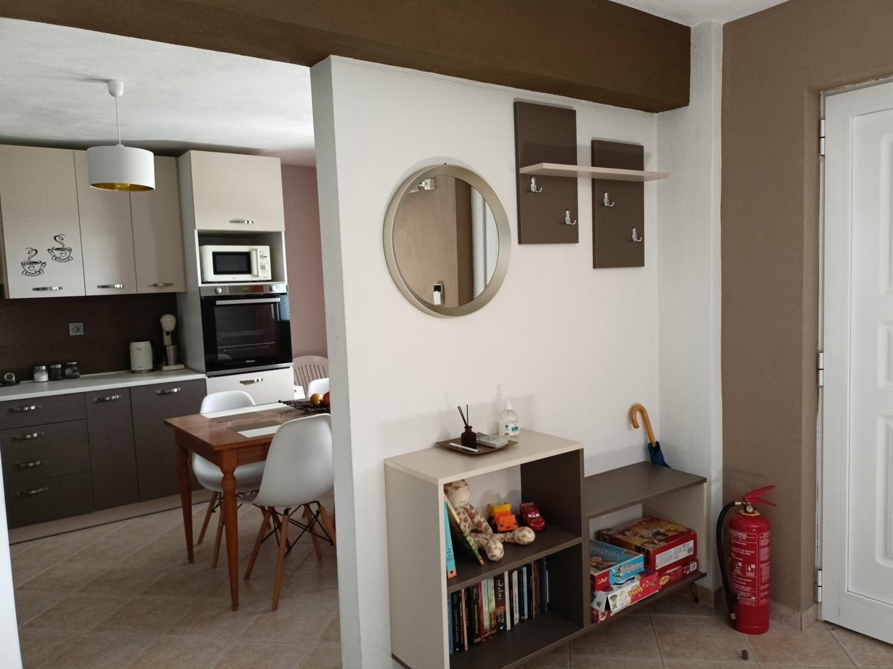 Apartment with Garden View - Photo 8