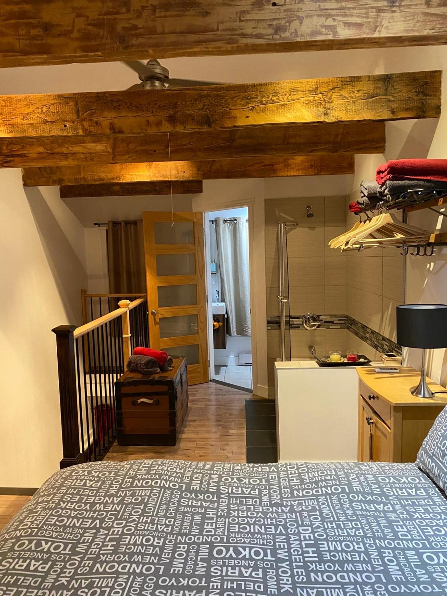 One-Bedroom House photo 3