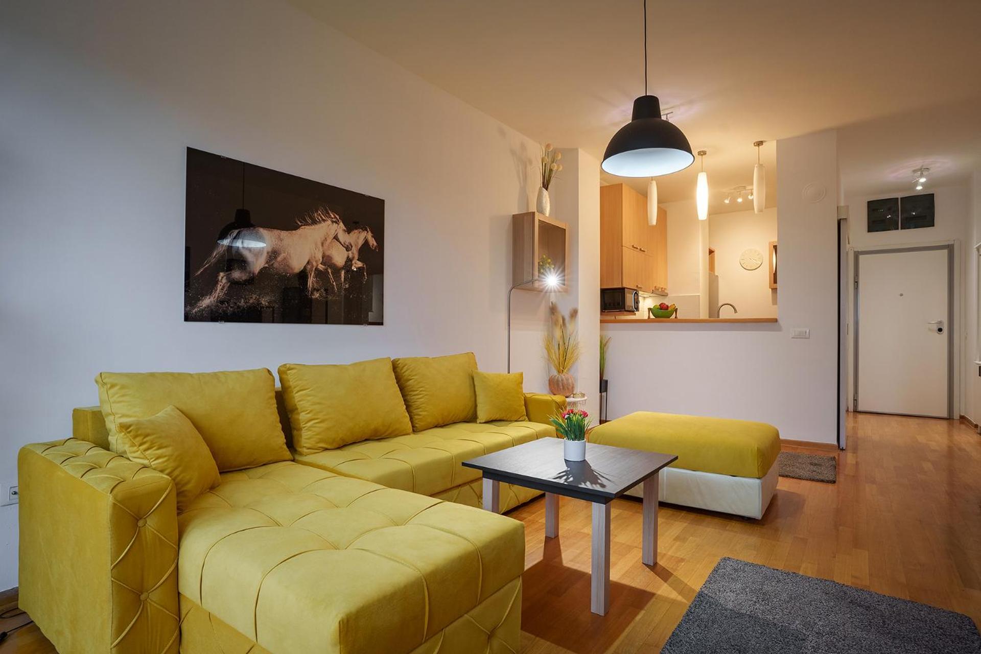 One-Bedroom Apartment