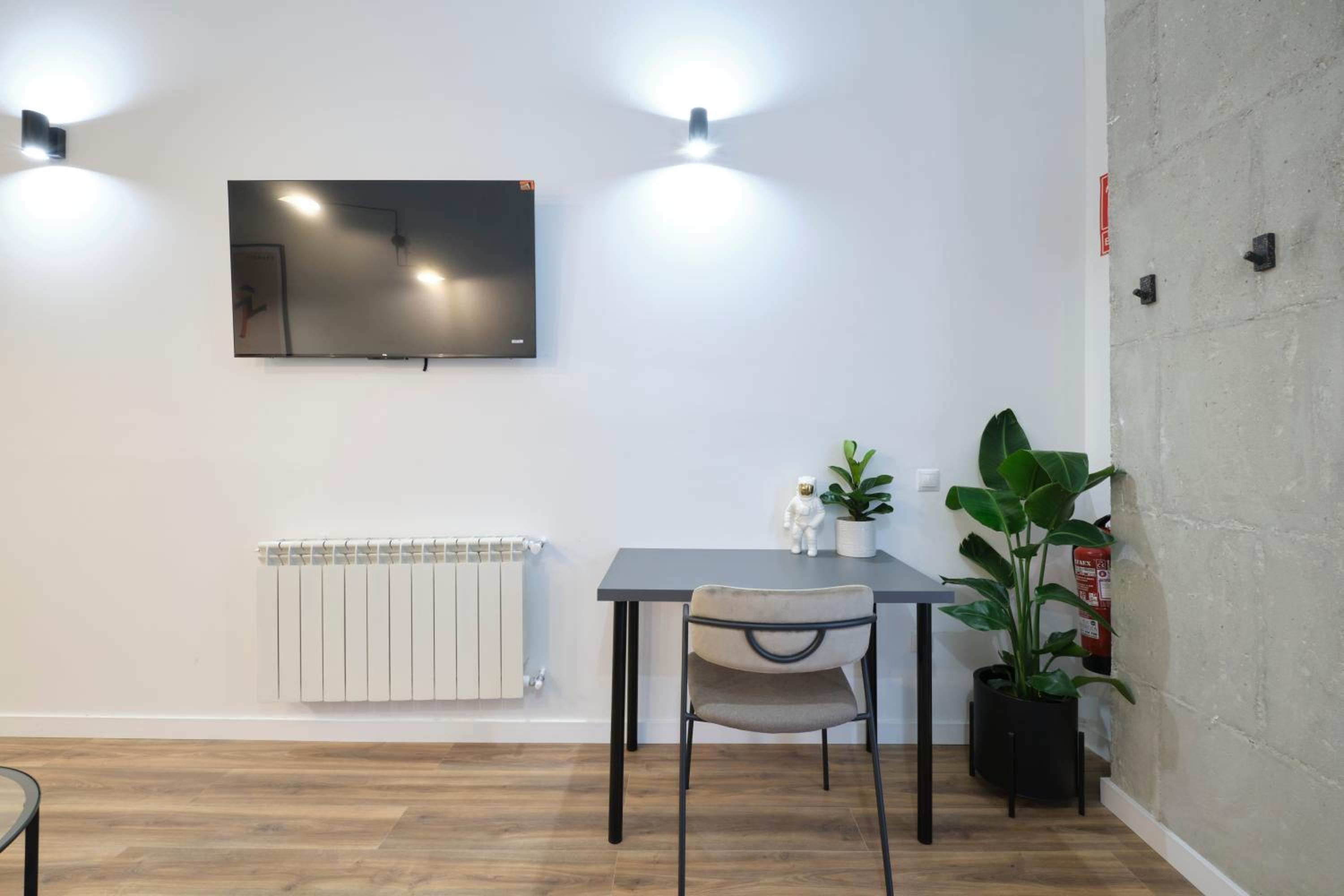Apartment - Split Level photo 3