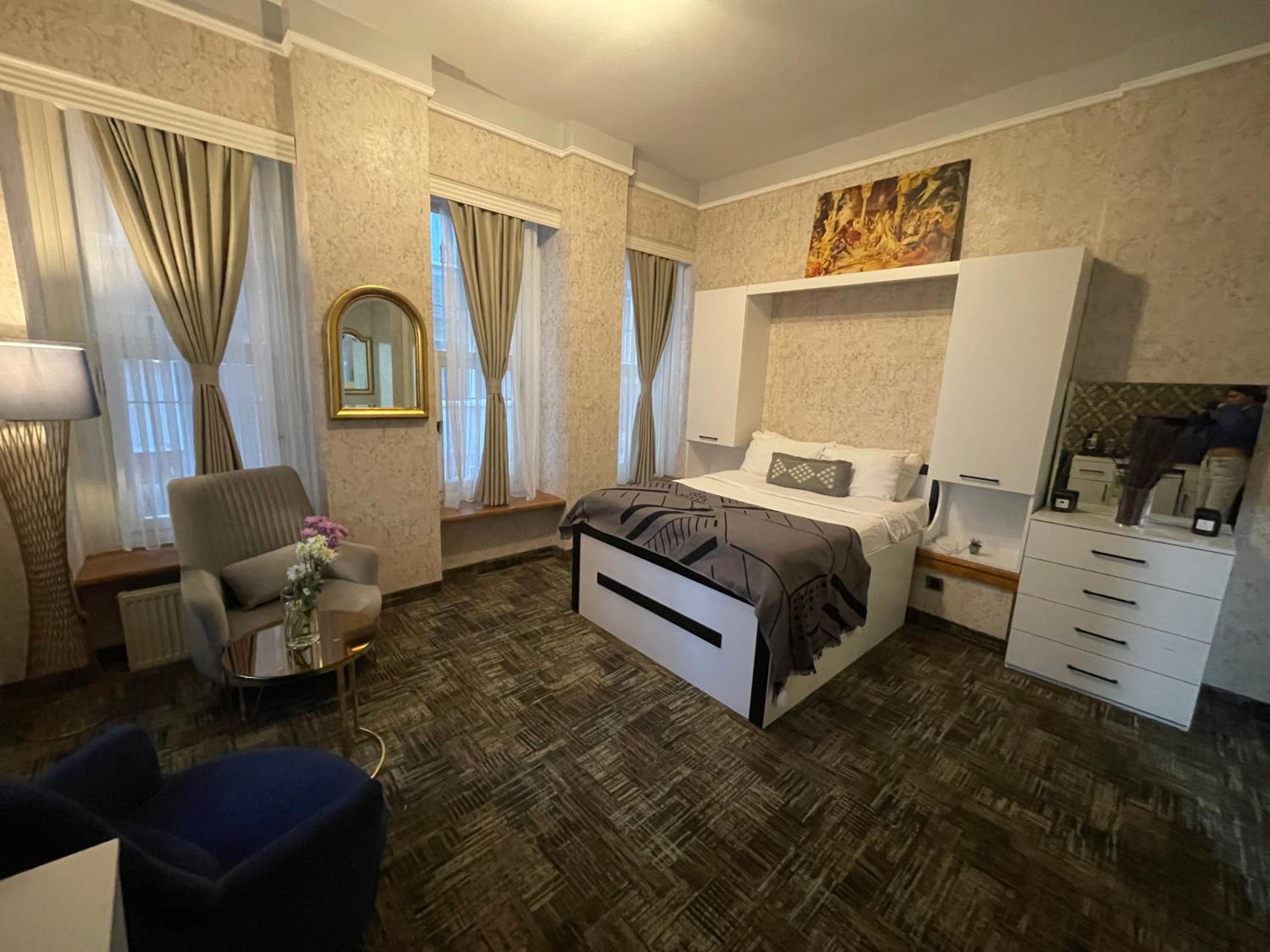 Standard Apartment