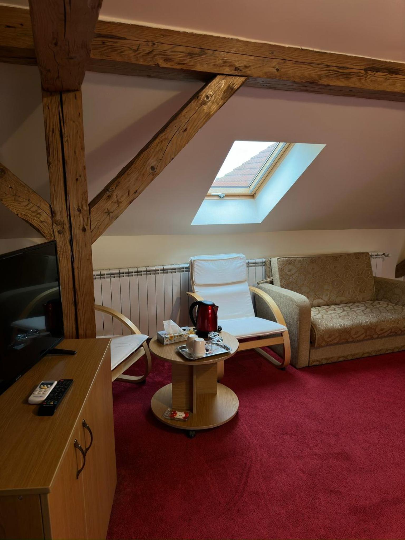 Family Room - Photo 14