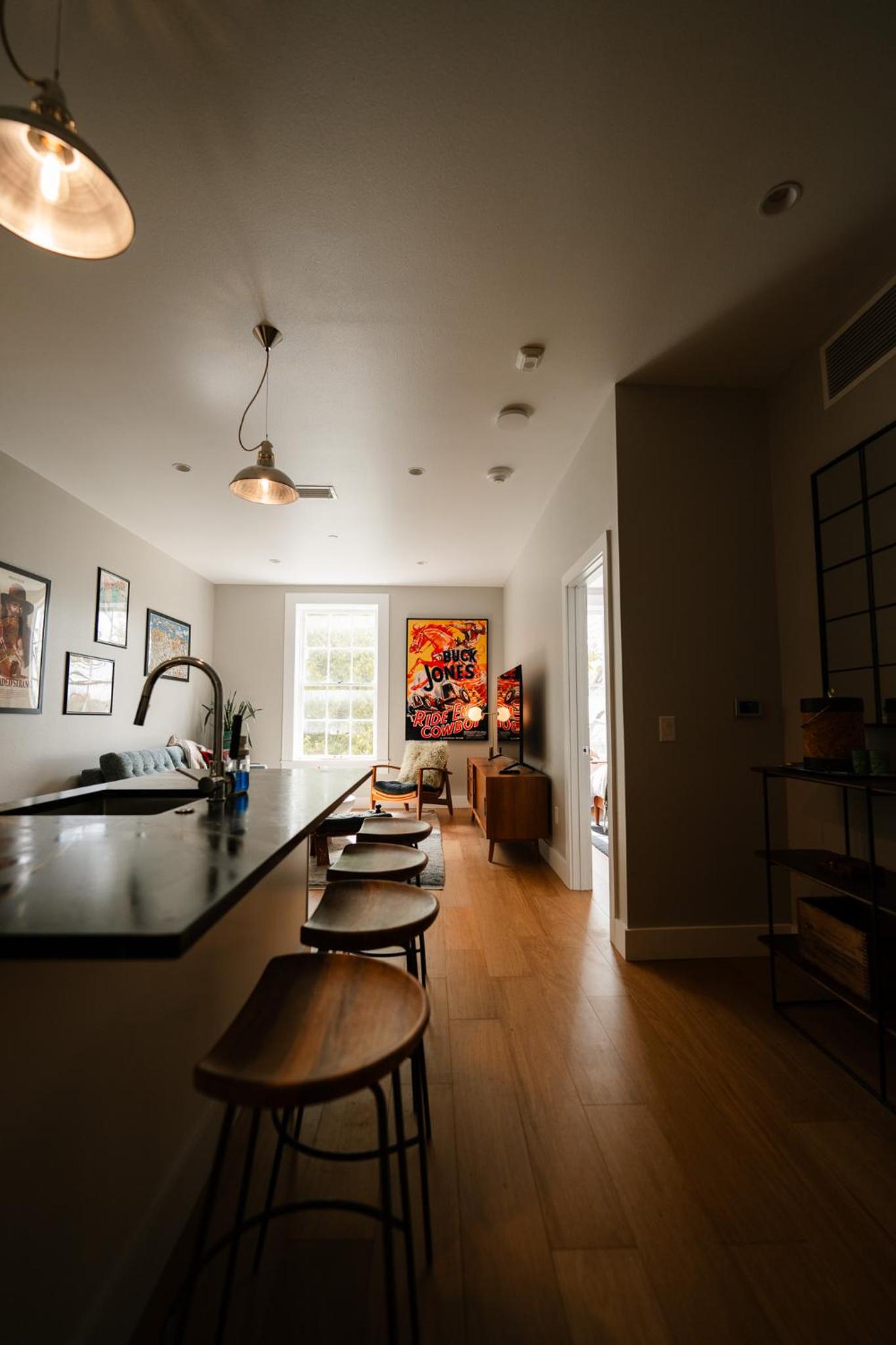 One-Bedroom Premium Apartment photo 2