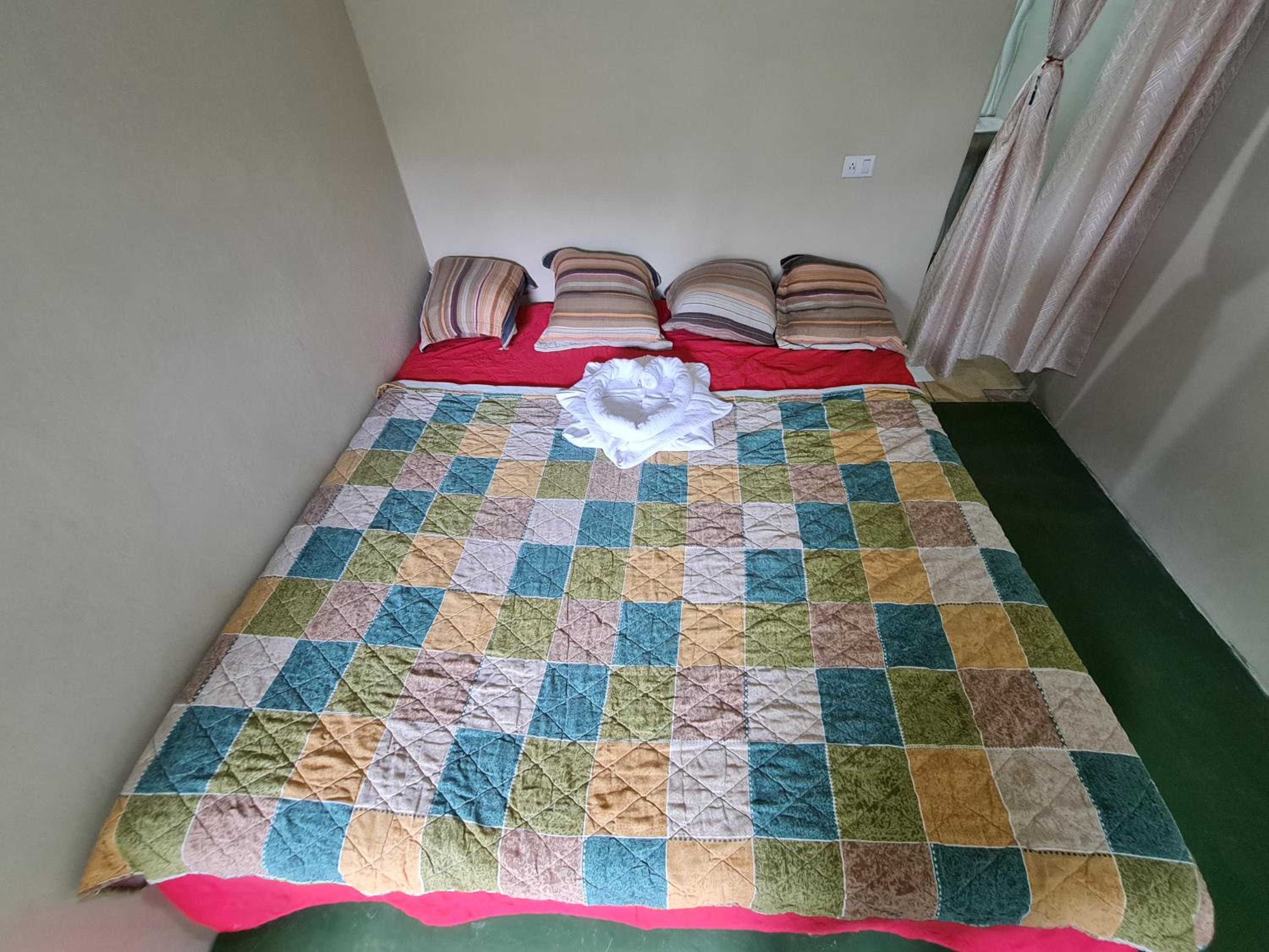 Standard Double Room With Fan photo 2