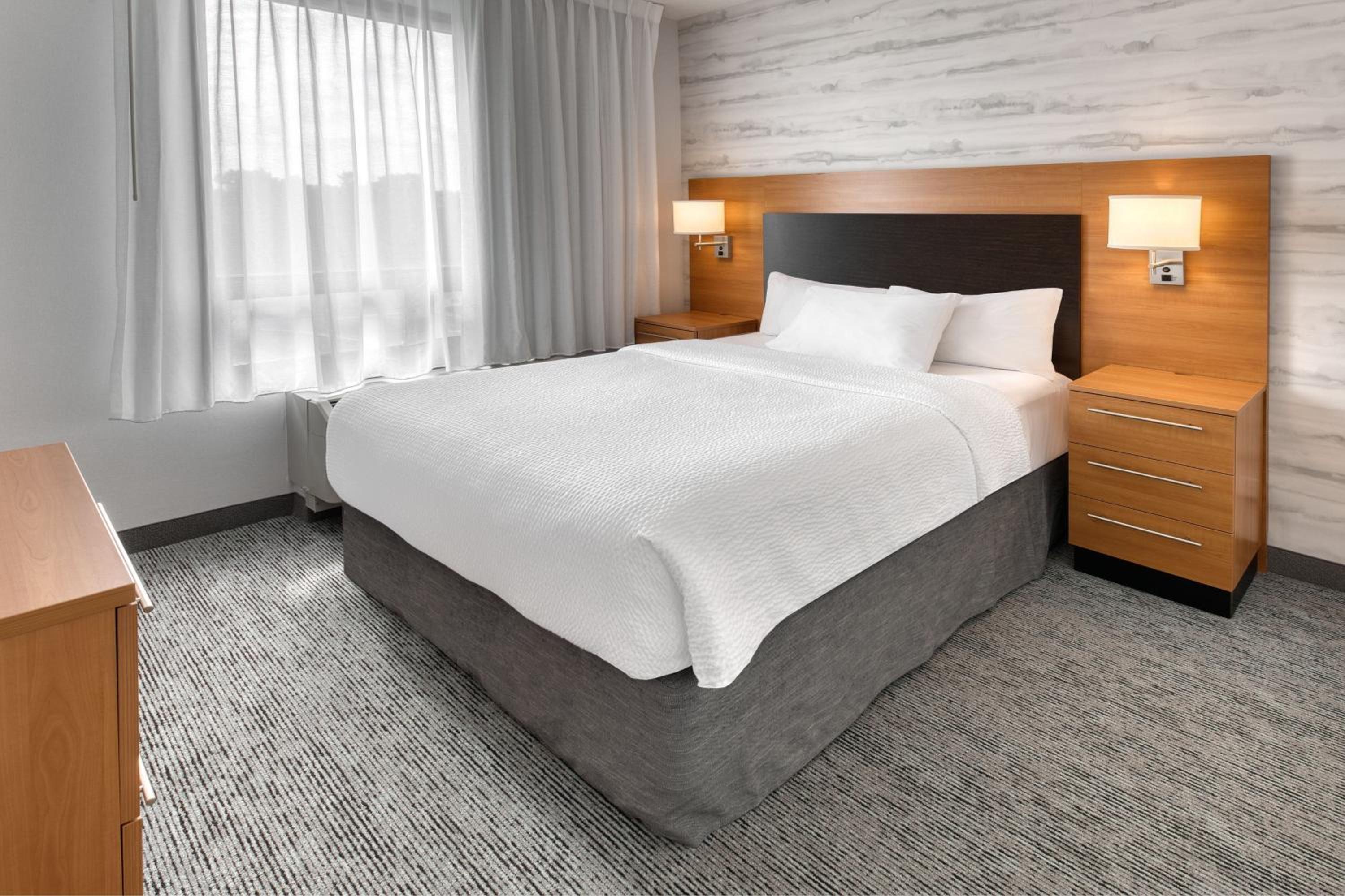 One-Bedroom Suite photo 2