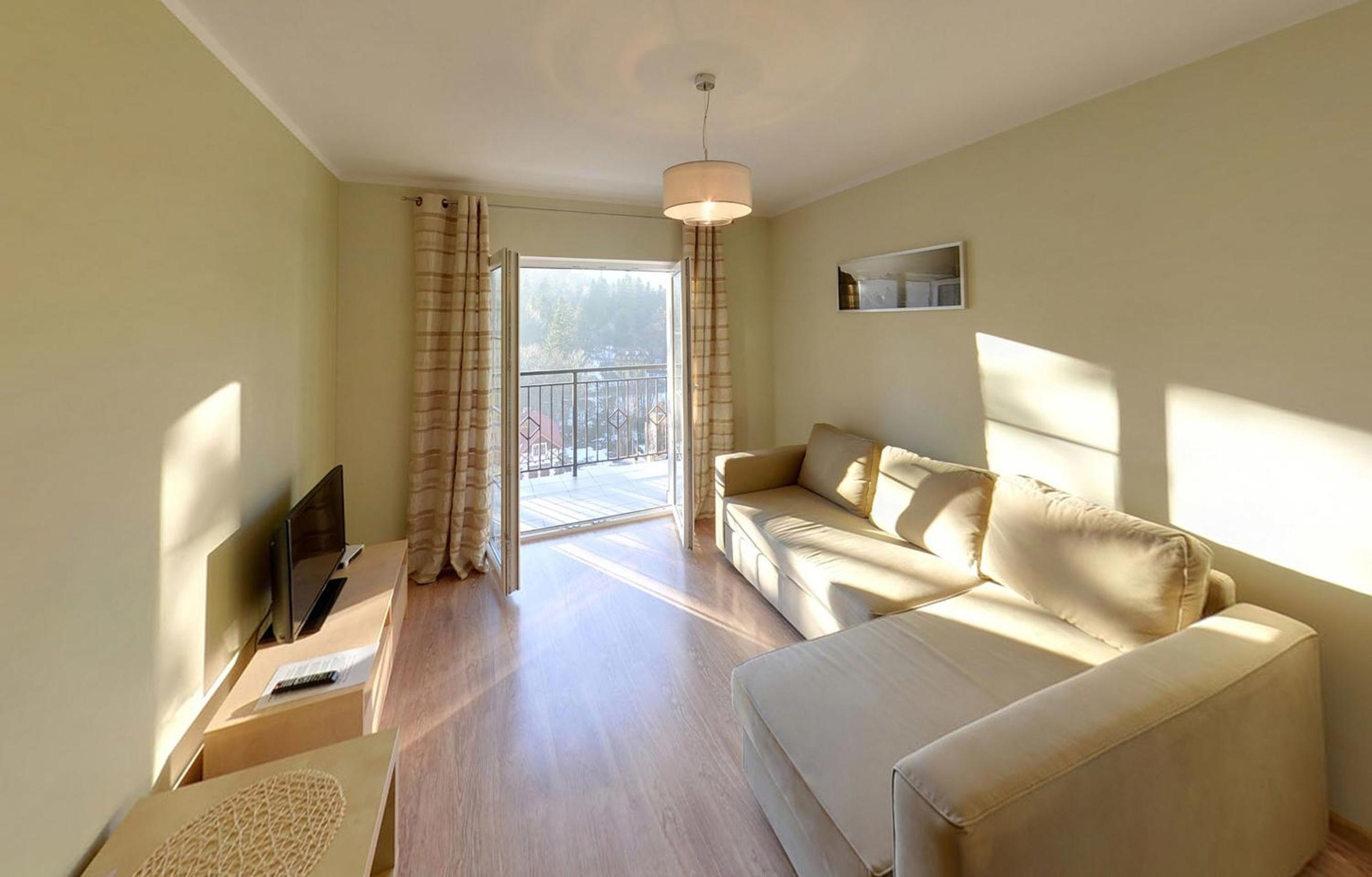 Apartment with Mountain View photo 1