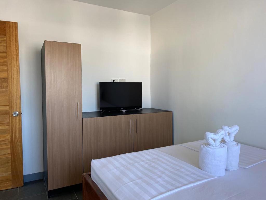 Two-Bedroom Apartment - Photo 35