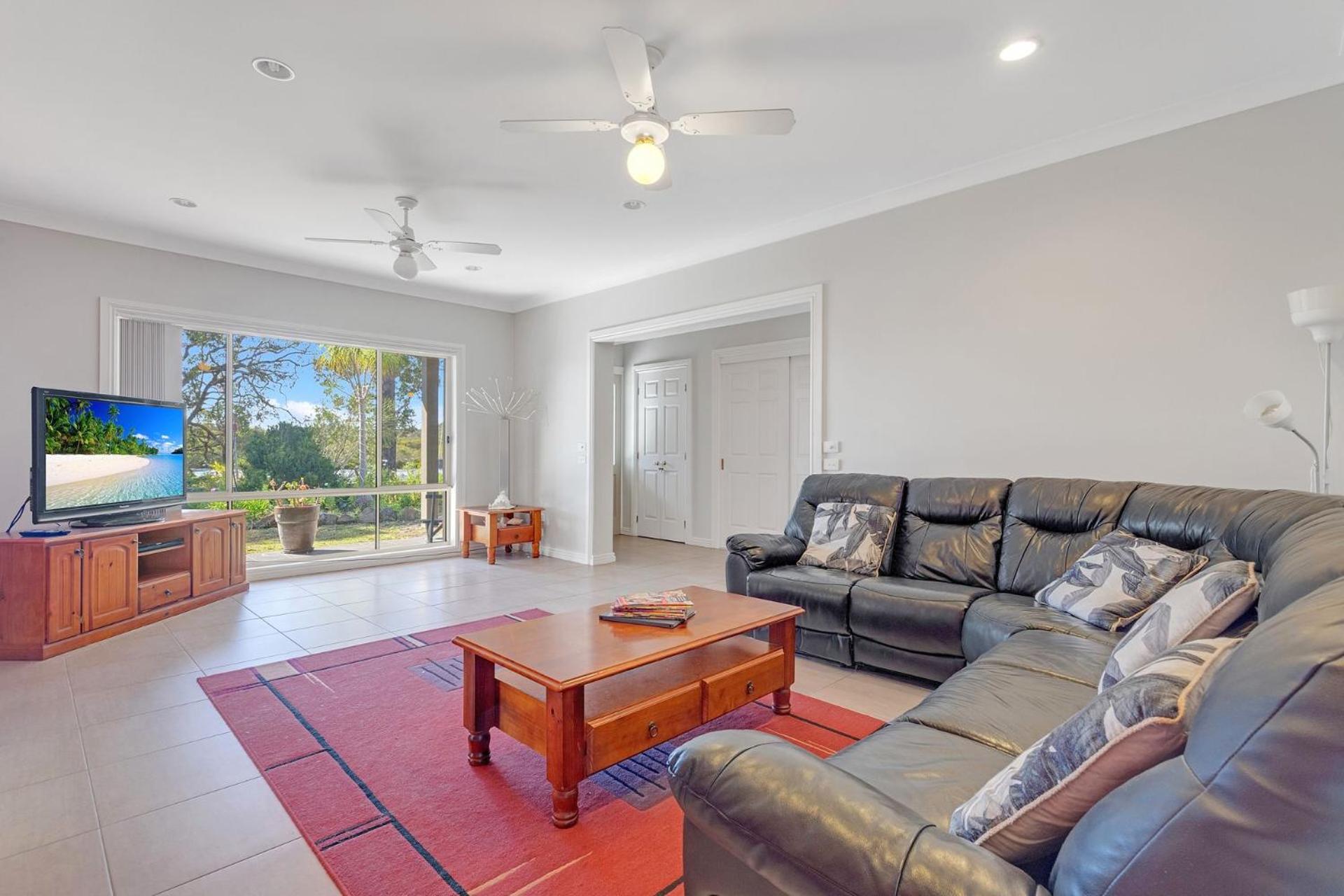Three-Bedroom House photo 1