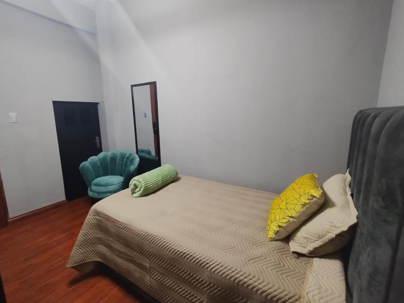 Single Room With Private Bathroom photo 1