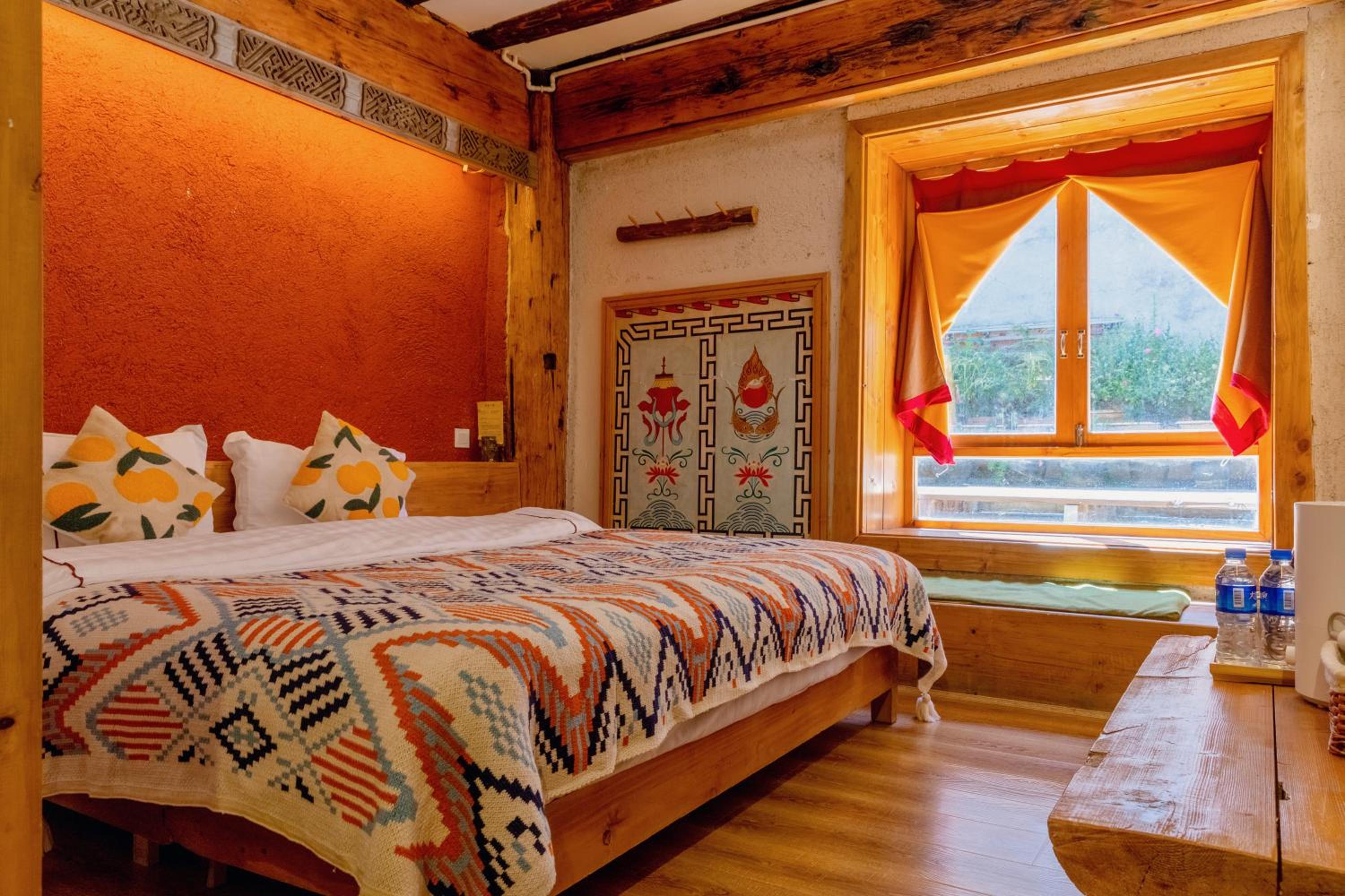 Tibetan Courtyard View King Room photo 1