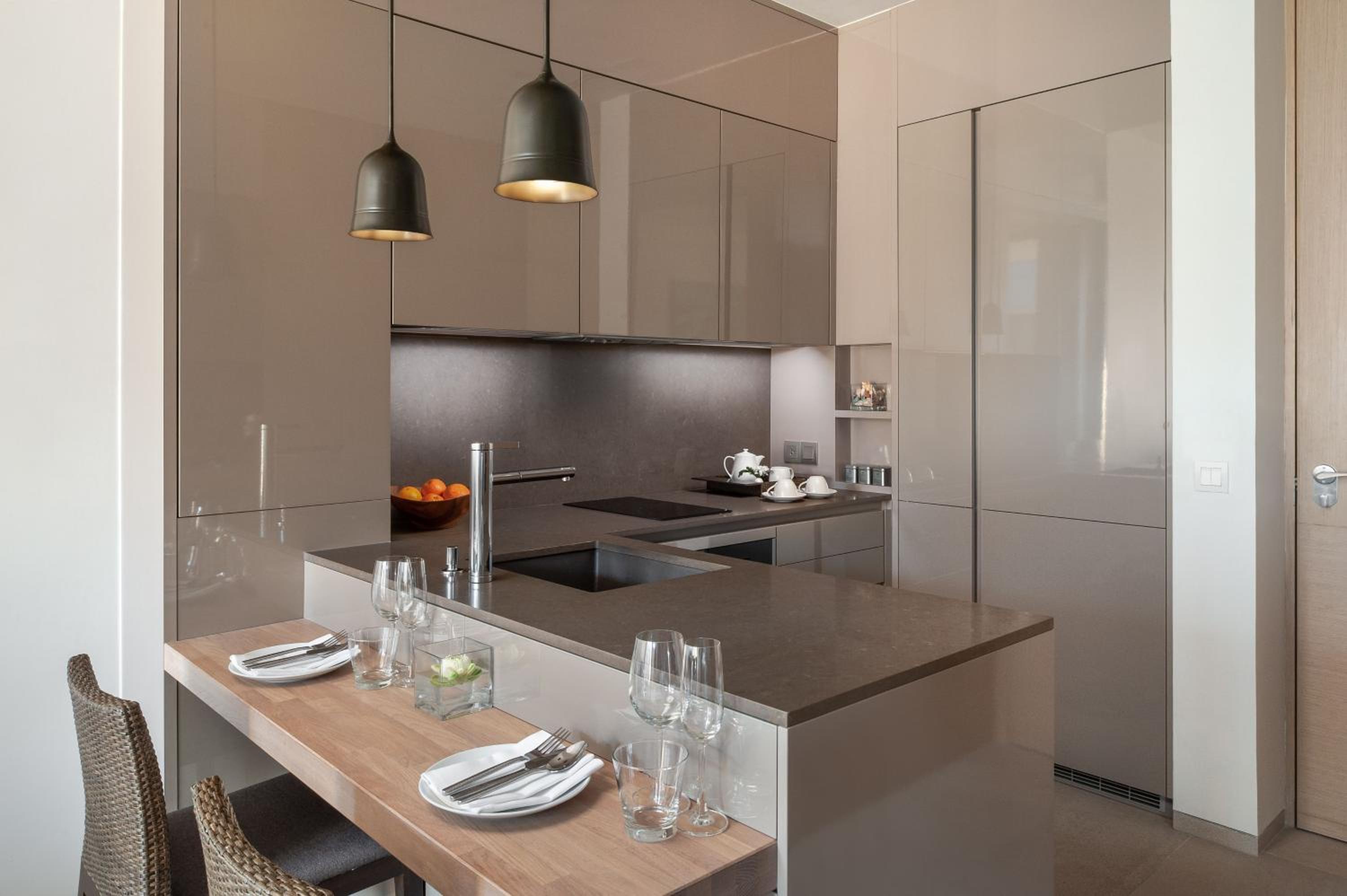 Azure Suite - Double or Twin Room - Photo 4