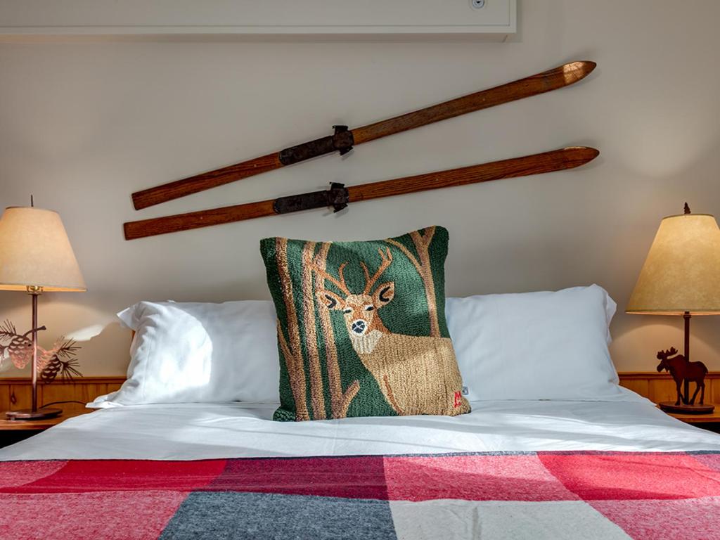Deluxe King Room photo 2