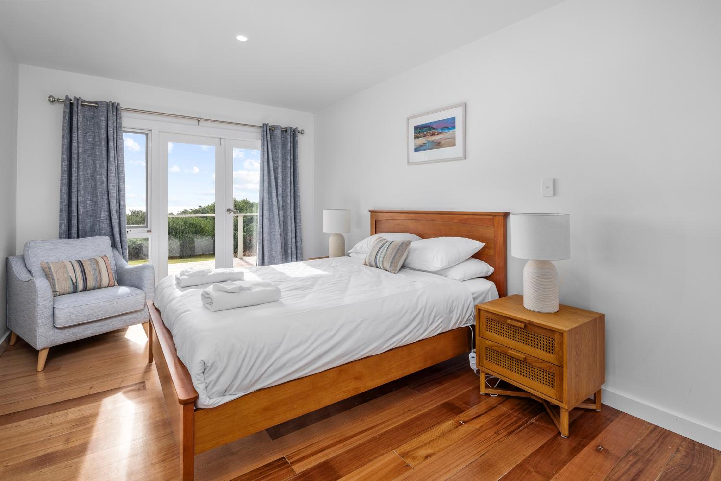 Three-Bedroom House photo 1