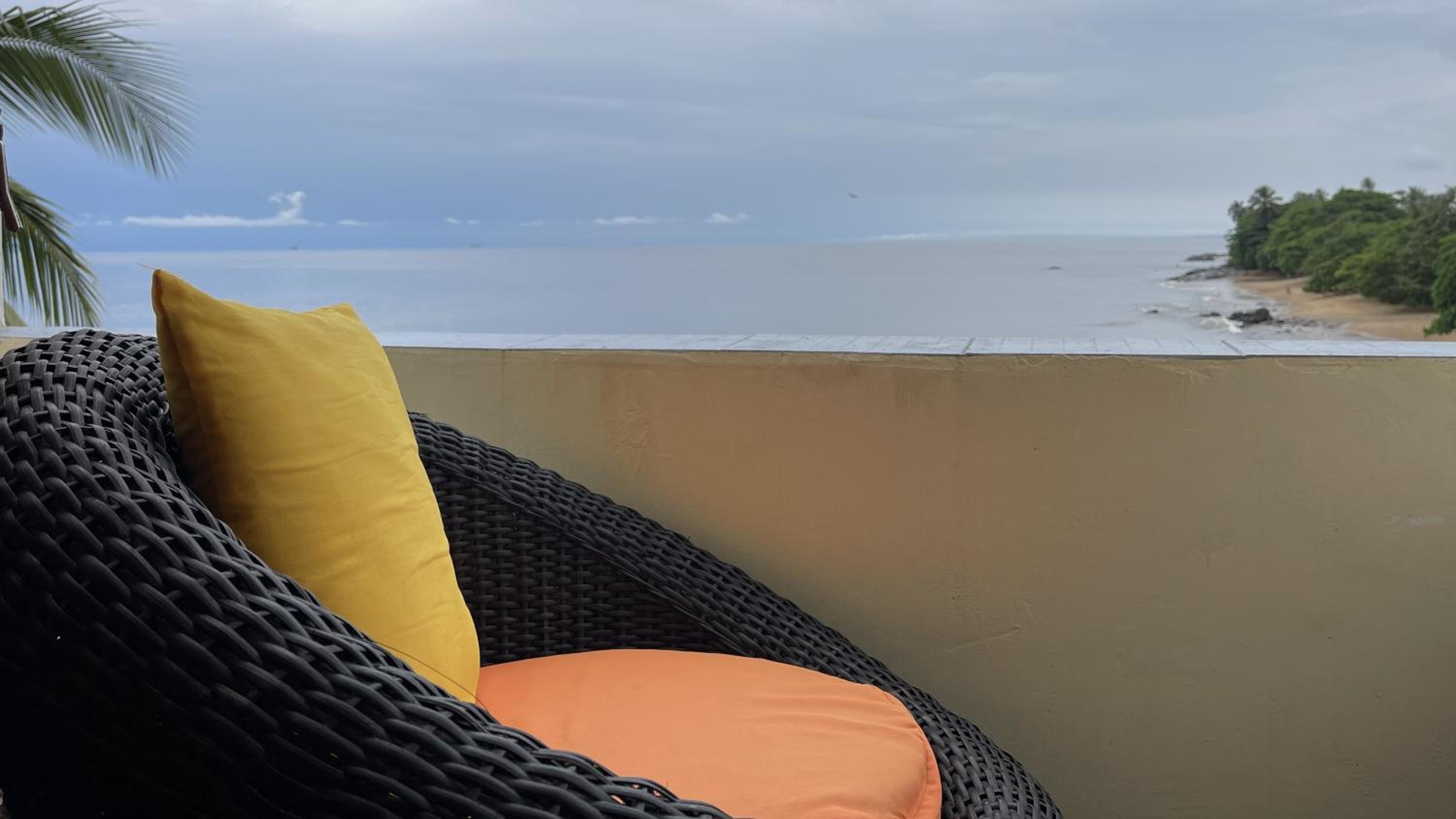 Deluxe Double Room with Balcony and Sea View photo 2